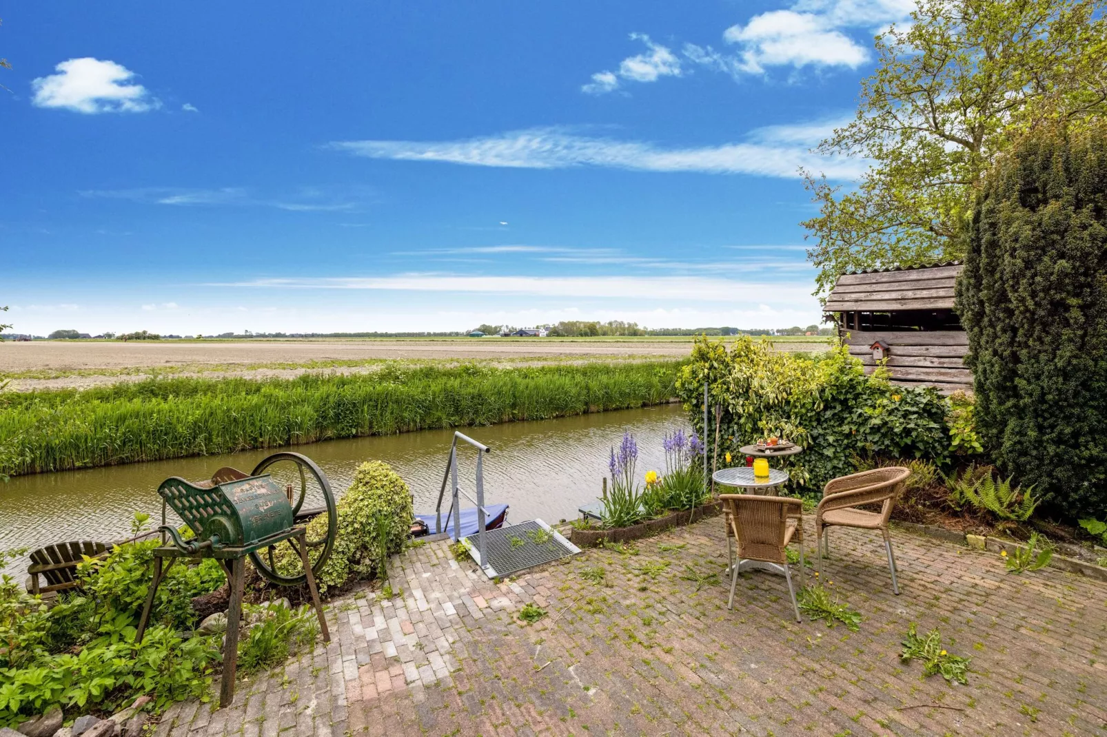 Op de Roemte Appartement 2-Uitzicht zomer