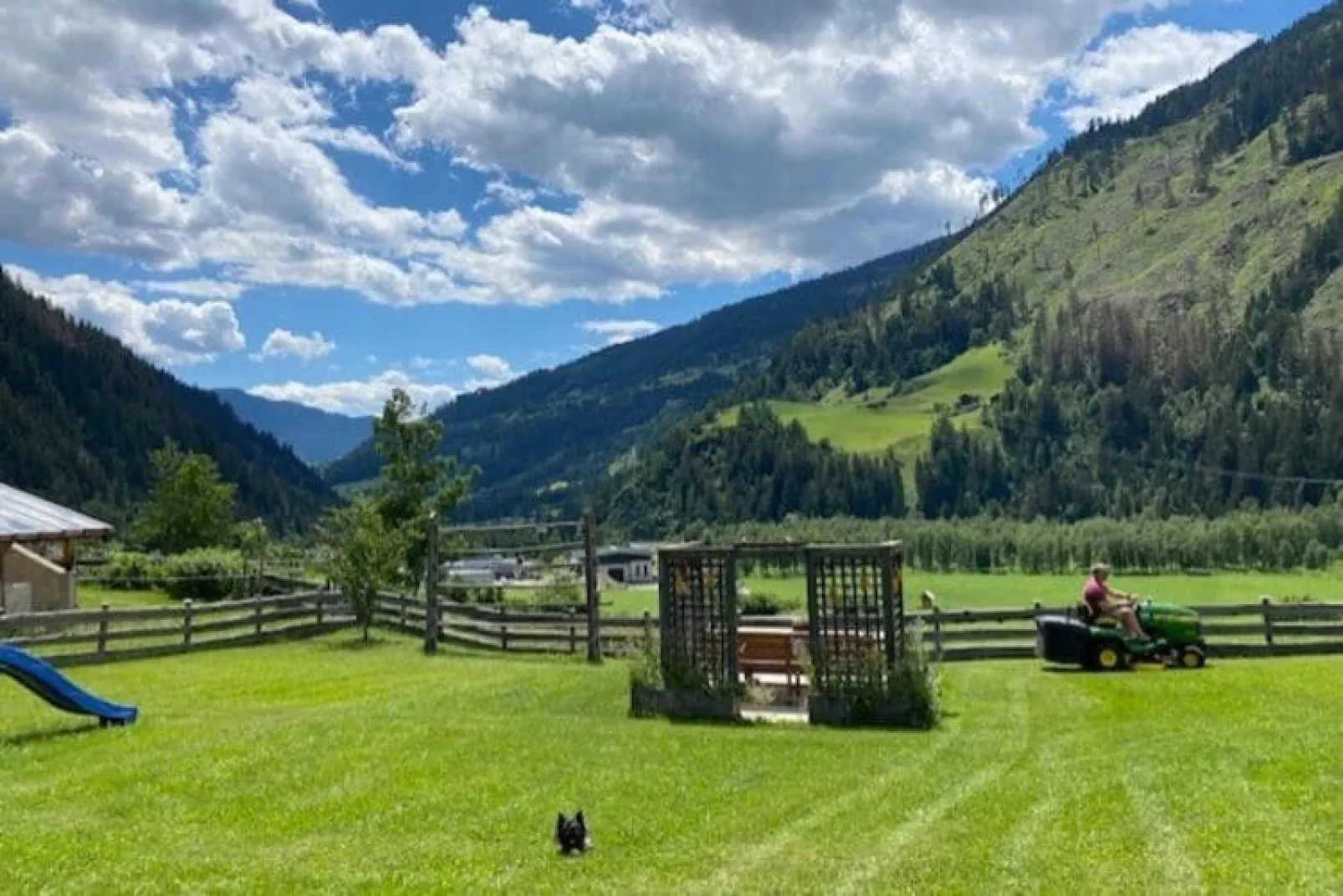 Chalet Murmel-Tuinen zomer