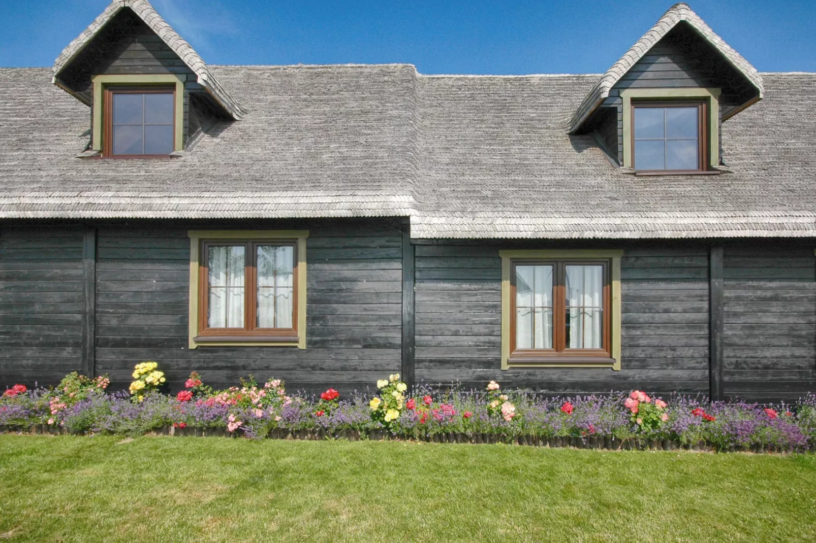 Pommeren huis, dicht bij het strand-Buitenkant zomer