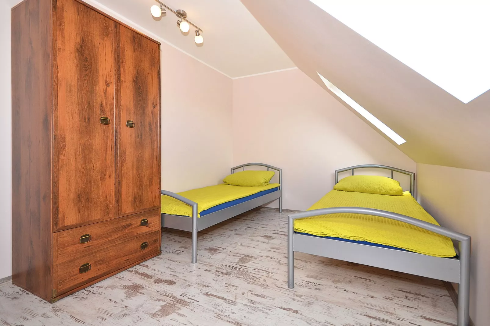 Pommeren huis, dicht bij het strand-Slaapkamer