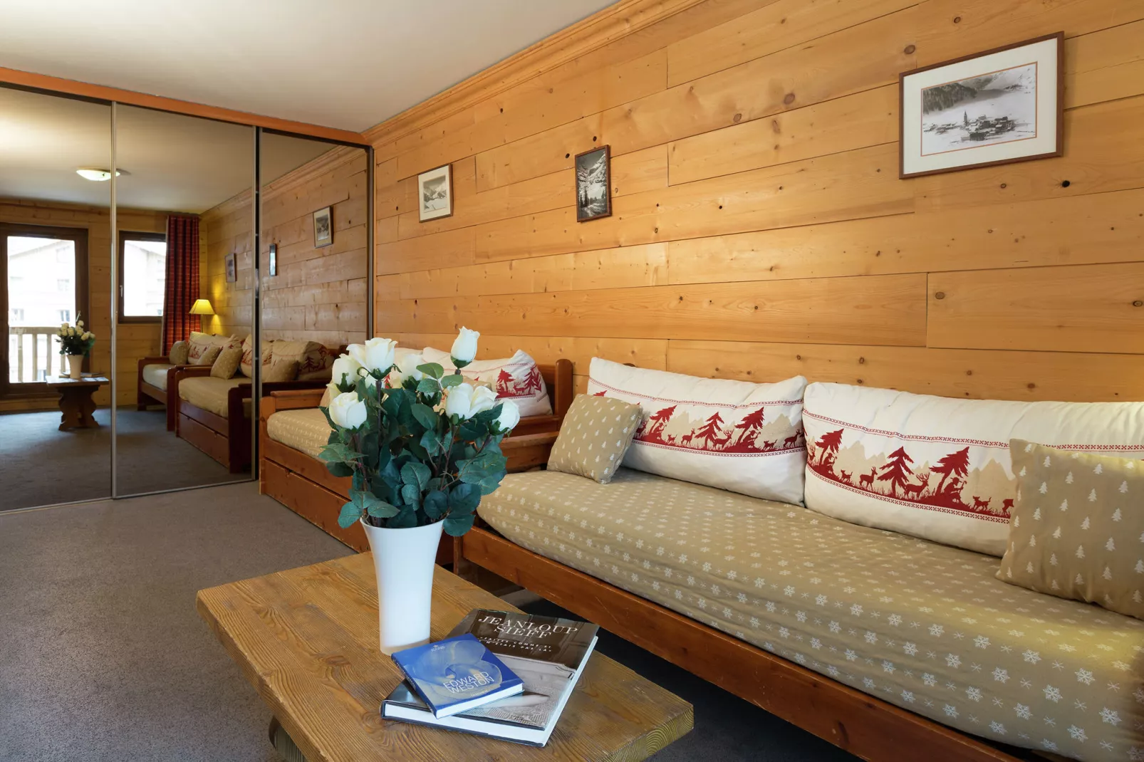 Résidence Alpina Lodge 16-Woonkamer