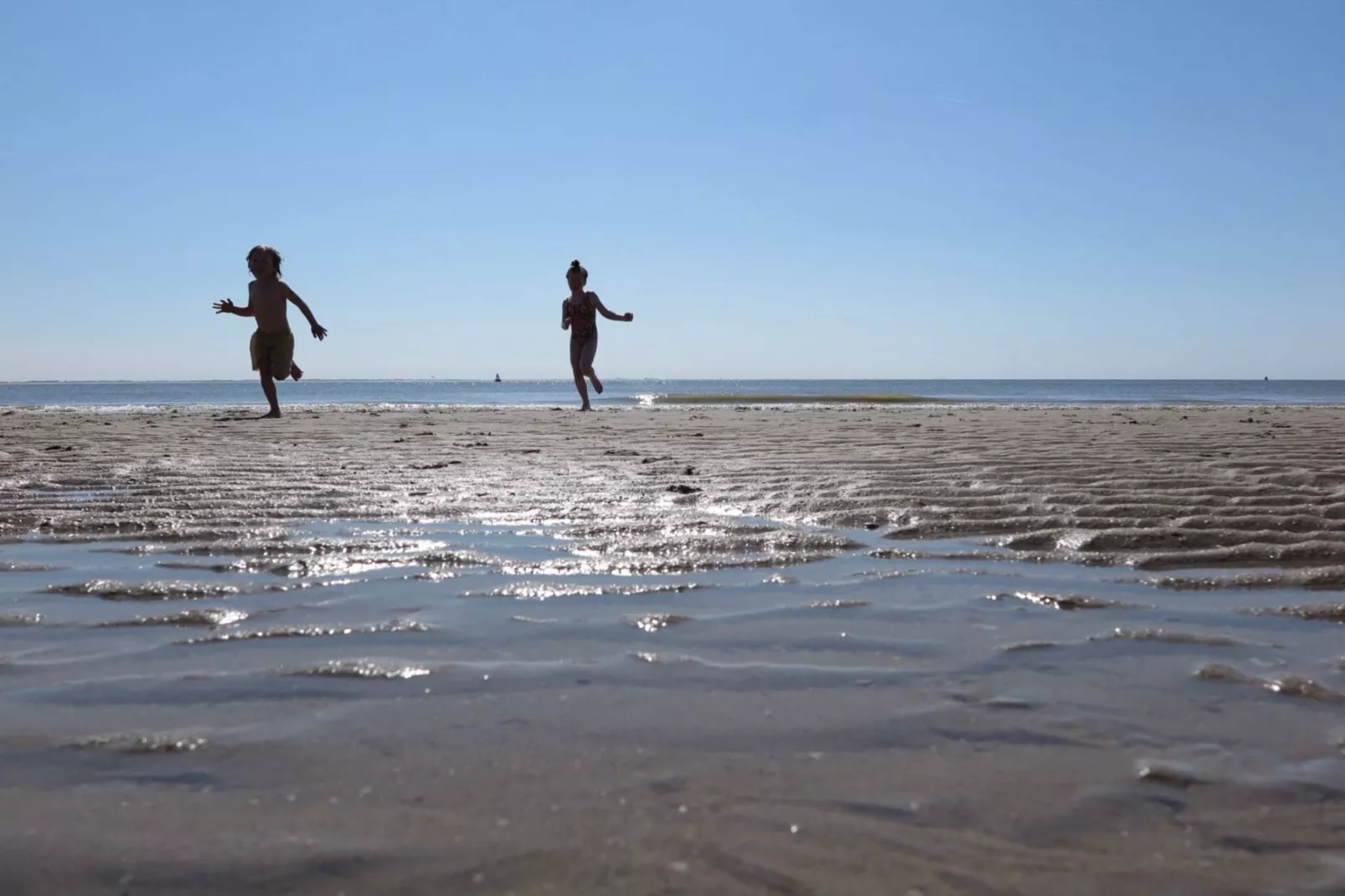 Slaapstrandhuisje - Strand dishoek 67  Dishoek-Gebieden zomer 1km