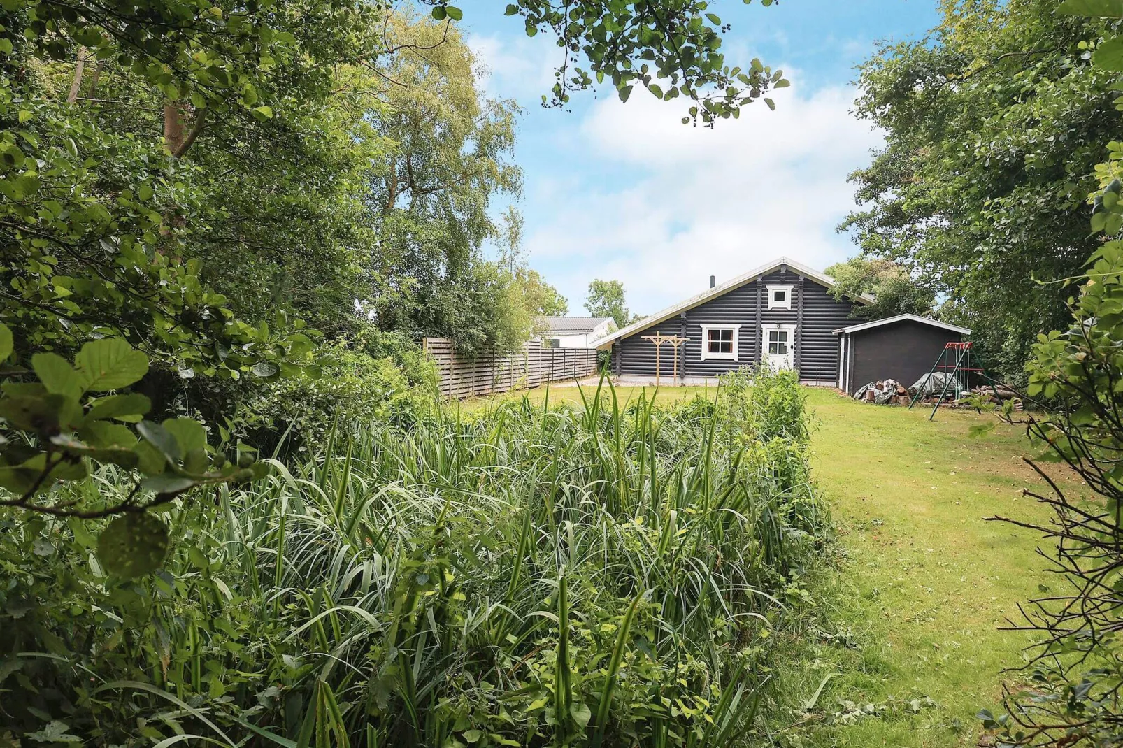 Modern vakantiehuis in Frørup met bubbelbad-Uitzicht