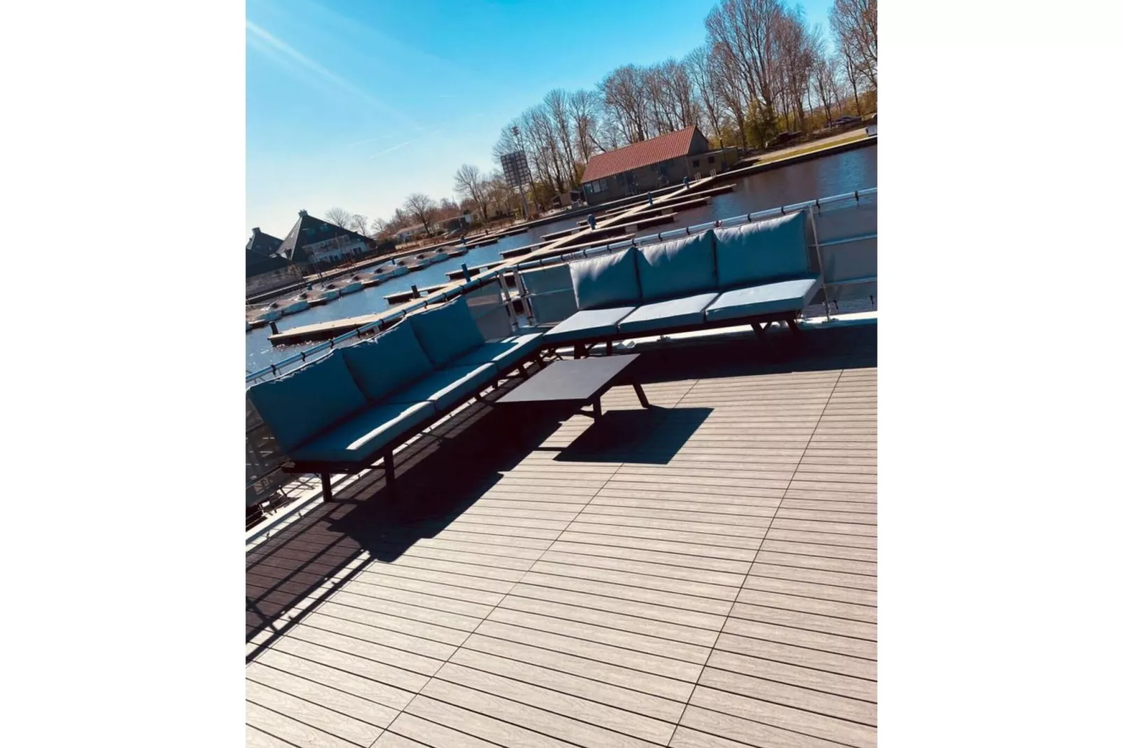 Houseboat met dakterras-Terrasbalkon