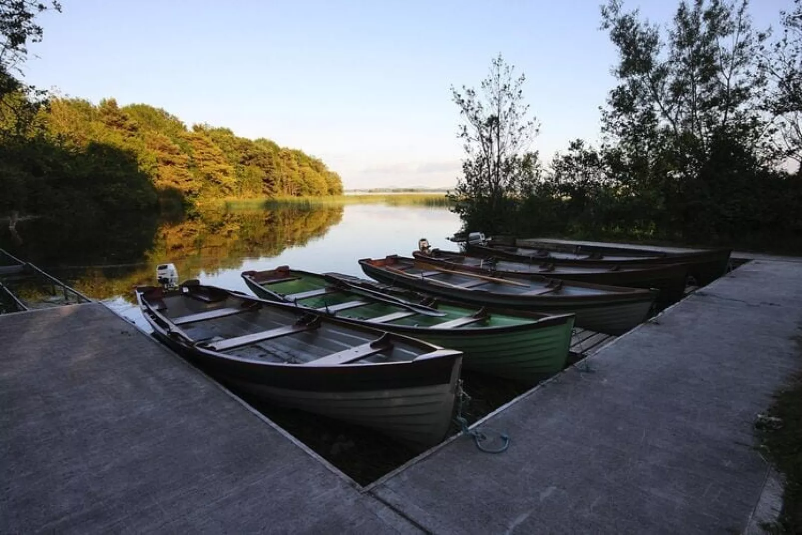 Holiday home, Reinskea-Lough Derg Holiday House-Waterzicht