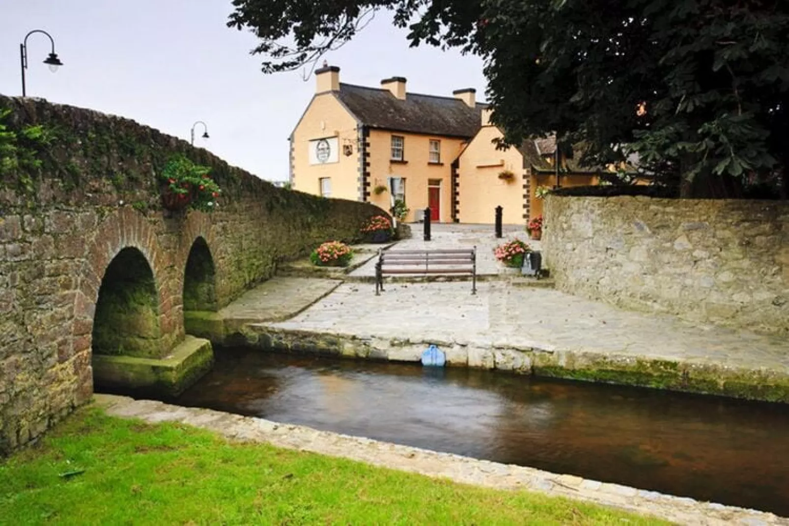 Semi-detached house The Granary in Terryglass Co Tipperary-Gebieden zomer 5km