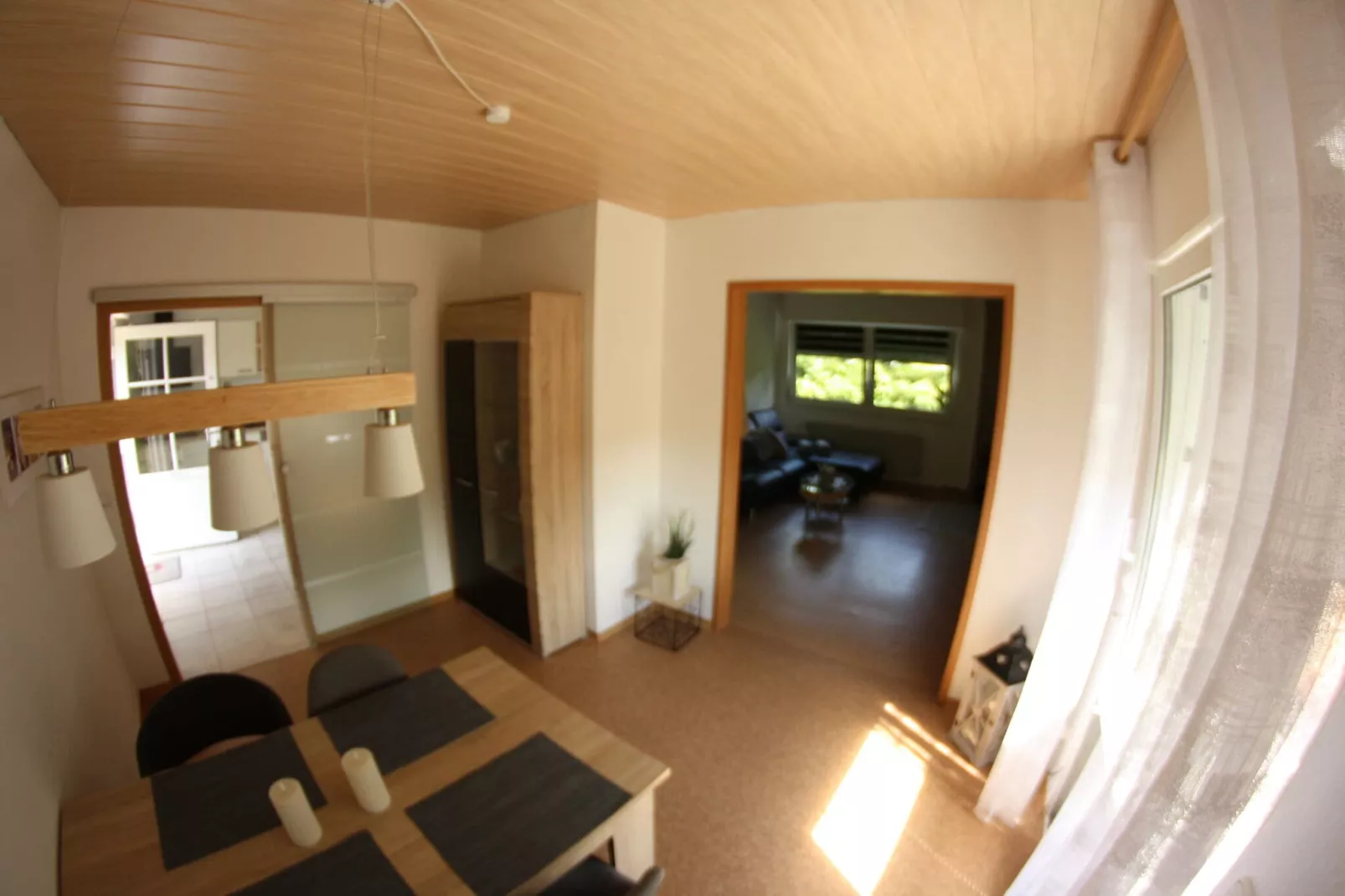 Ferienwohnung I Diemelsee-Eetkamer