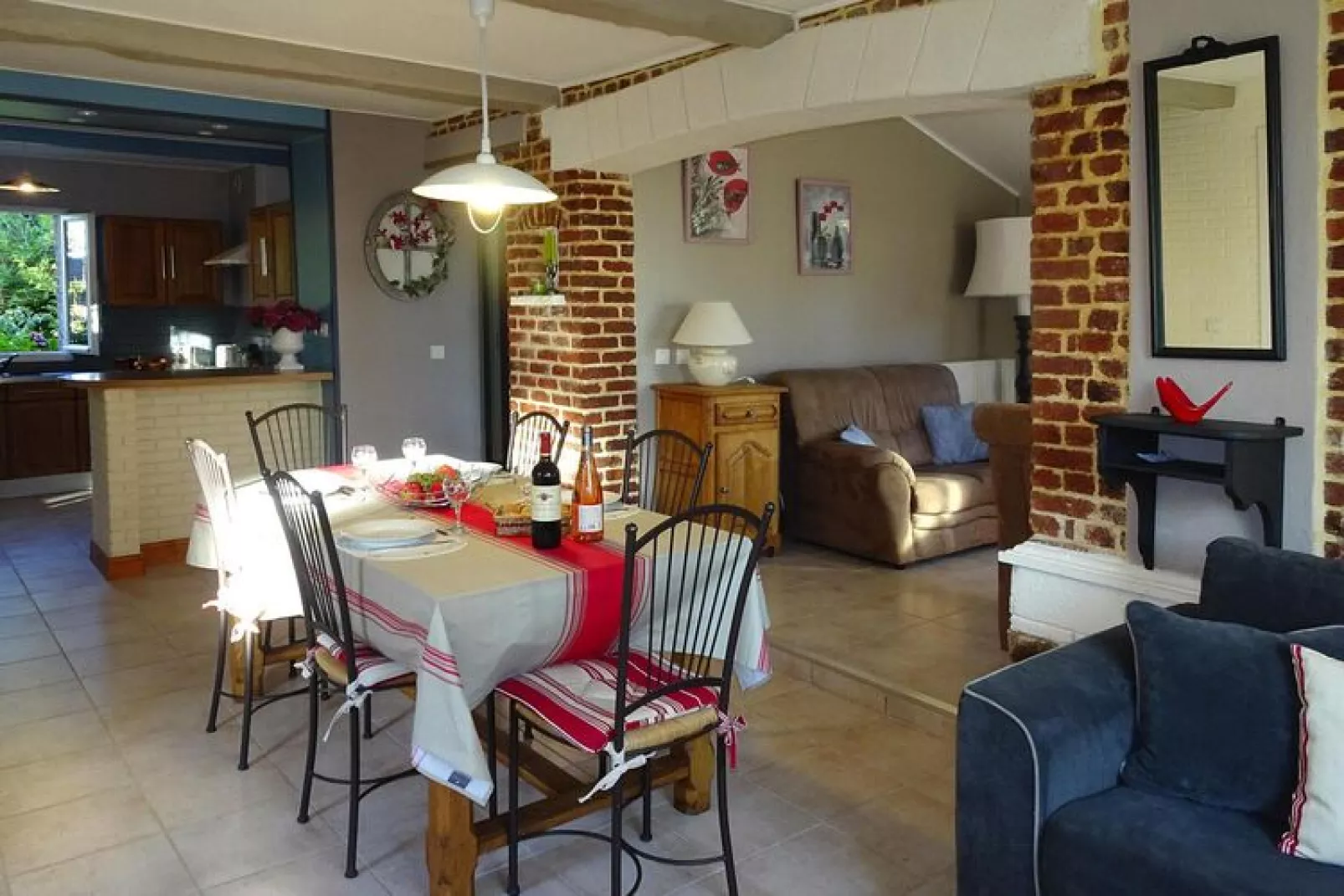 Holiday home, Les Grandes-Ventes-La Rosée-La Rosée-Eetkamer