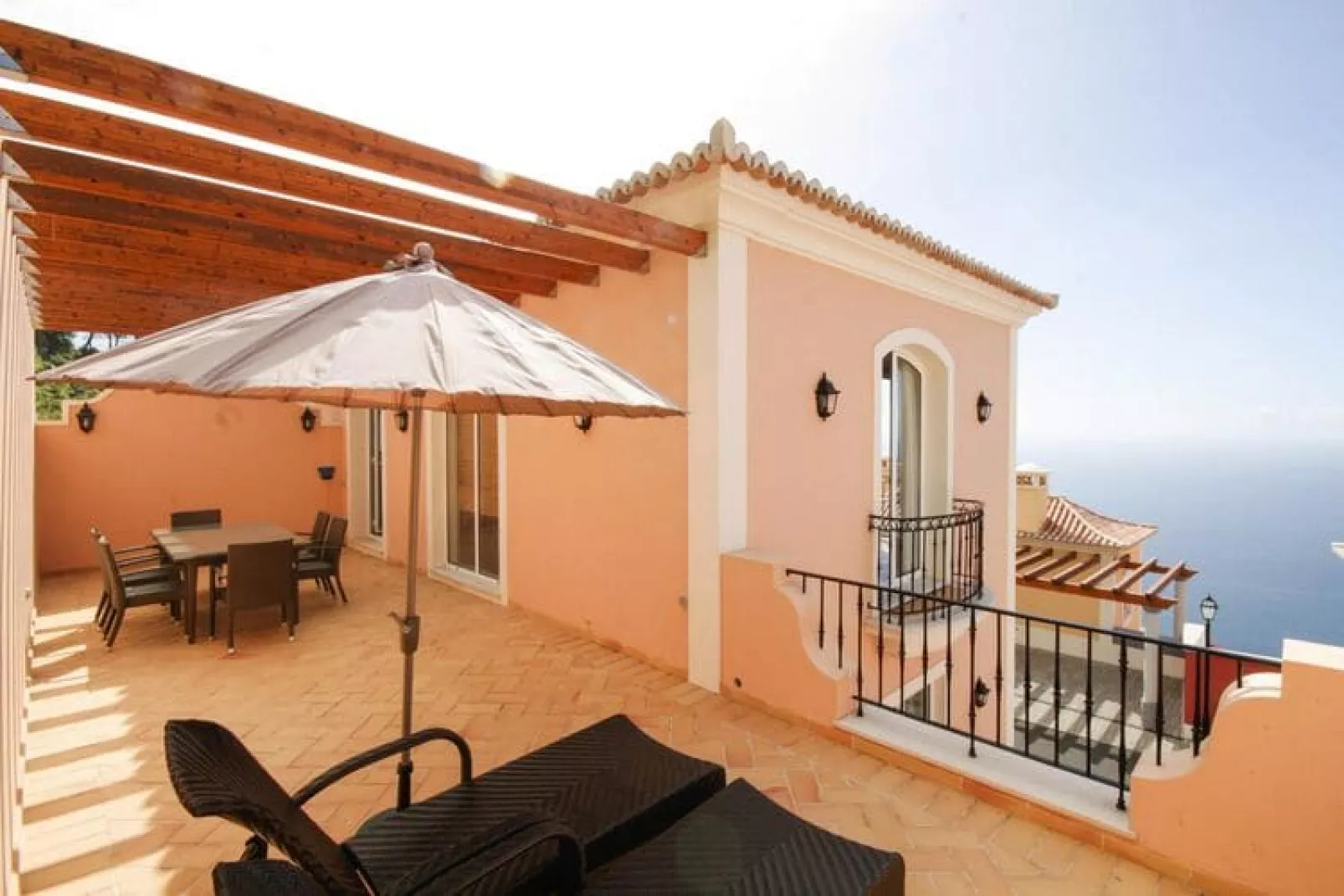 Villas Palheiro Village, Funchal, Villa with garden for max. 6 pers.-Terras