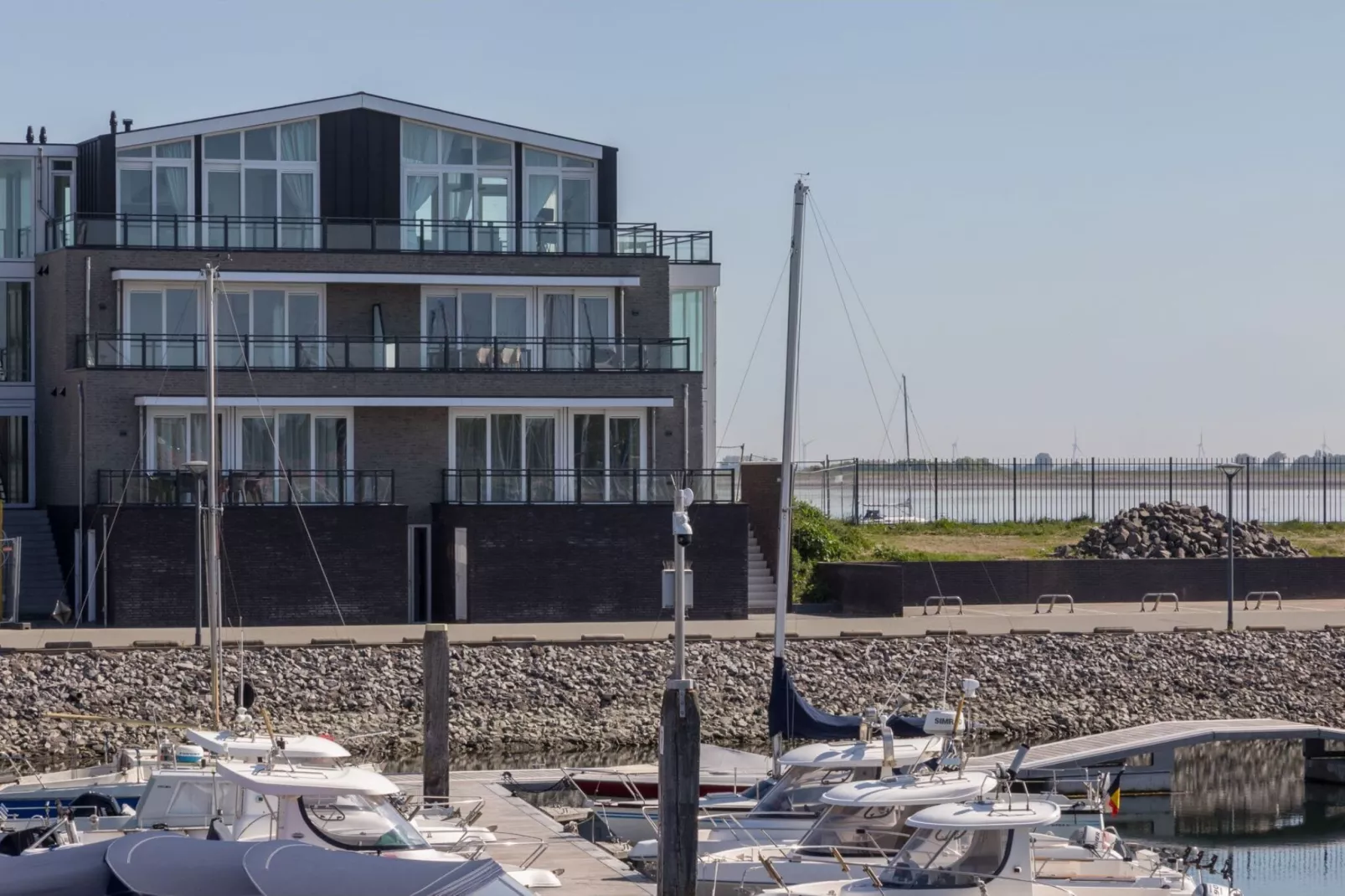 Havenweg 8-16-Buitenkant zomer