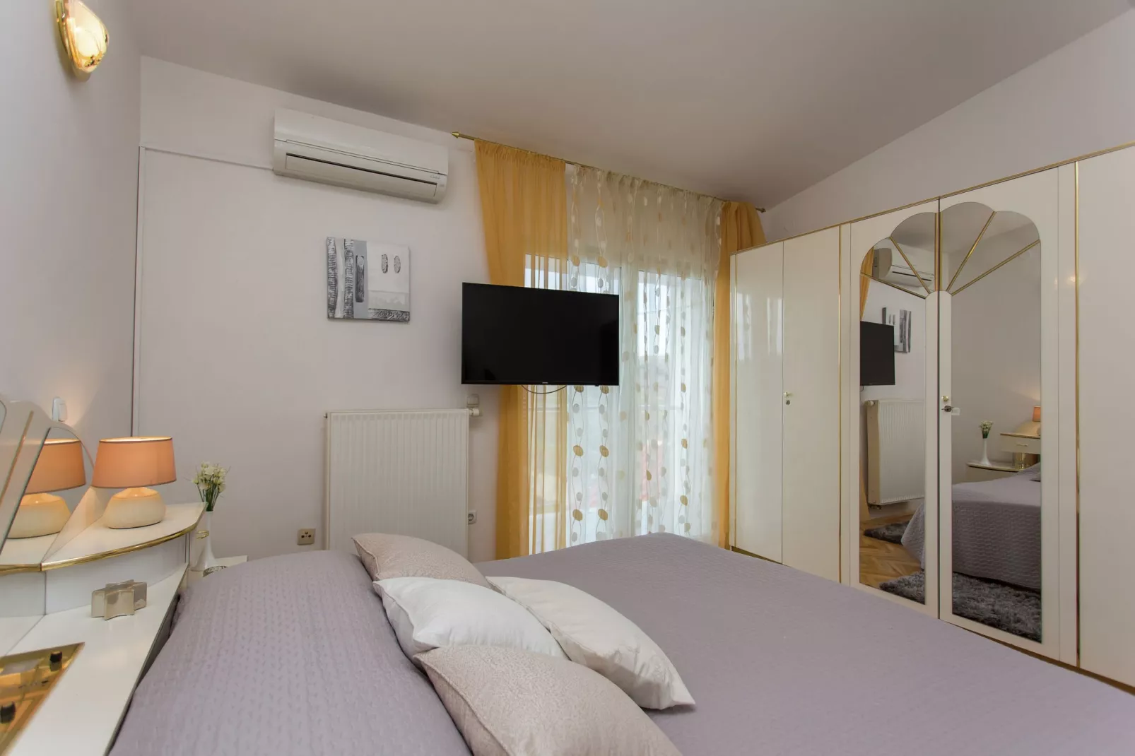 Villa Almas holiday house-Slaapkamer