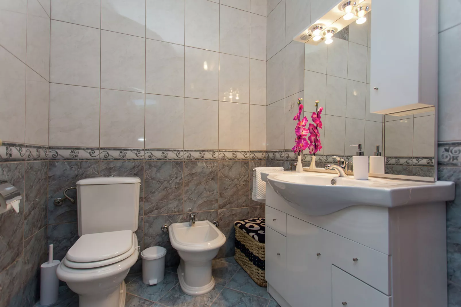 Villa Almas holiday house-Badkamer
