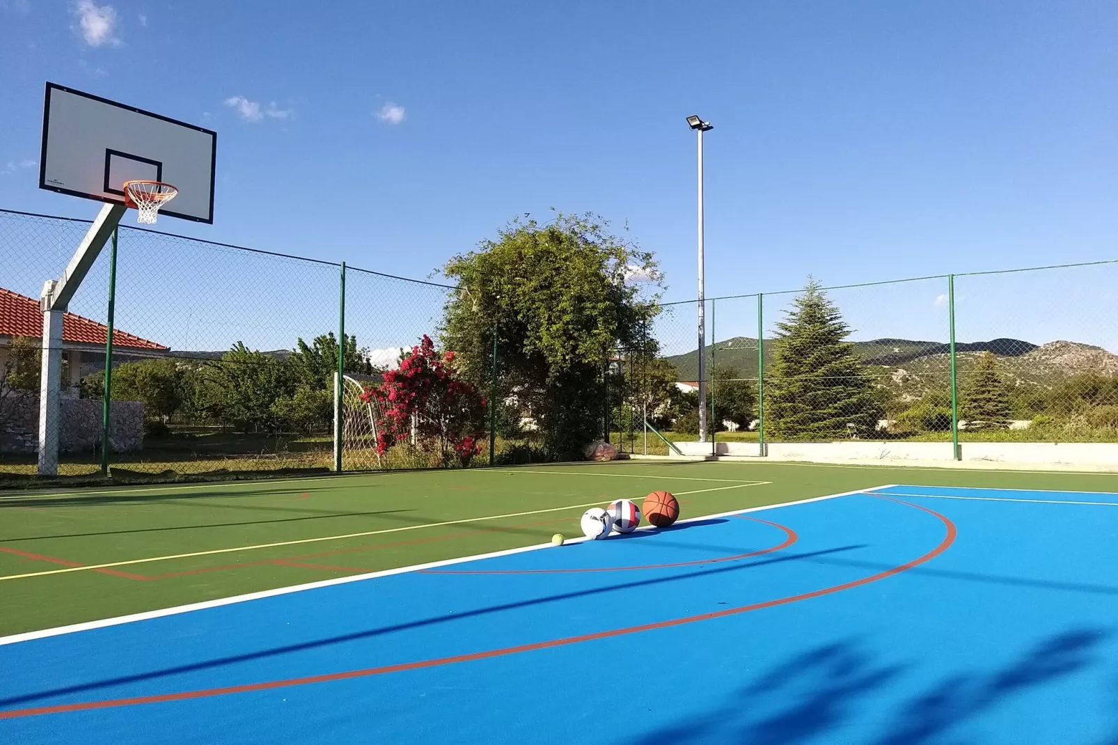 Villa Almas holiday house-Faciliteiten