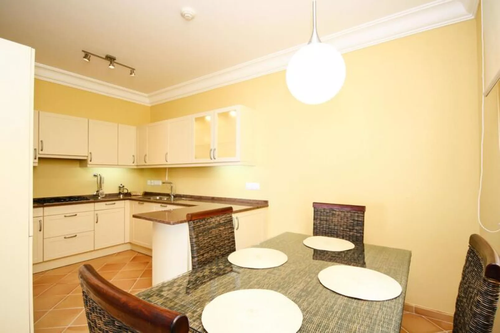Appartementen Palheiro Village, Funchal, 4 room apt. with sea view-Keuken