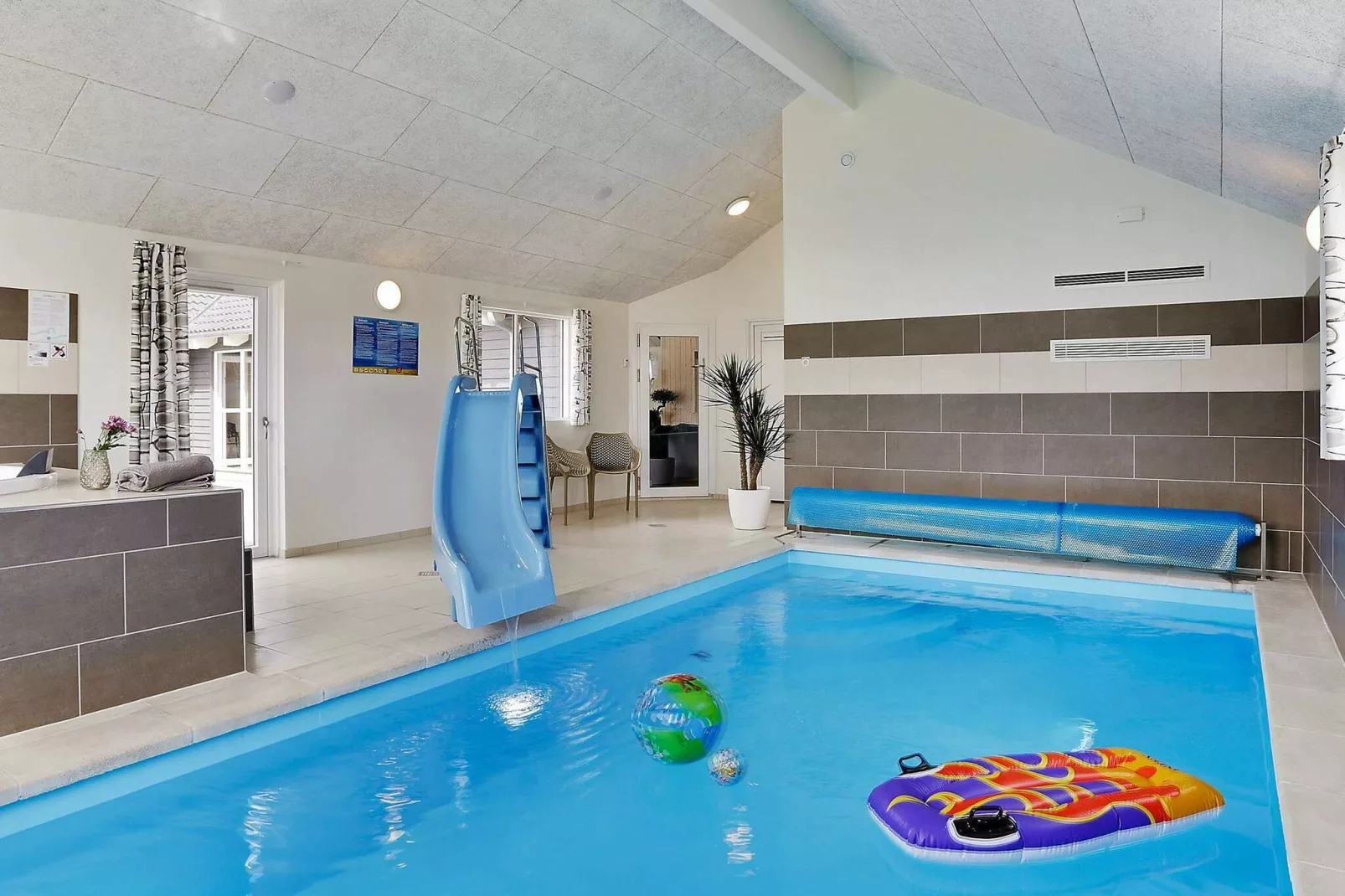 24 persoons vakantie huis in Spøttrup-Zwembad