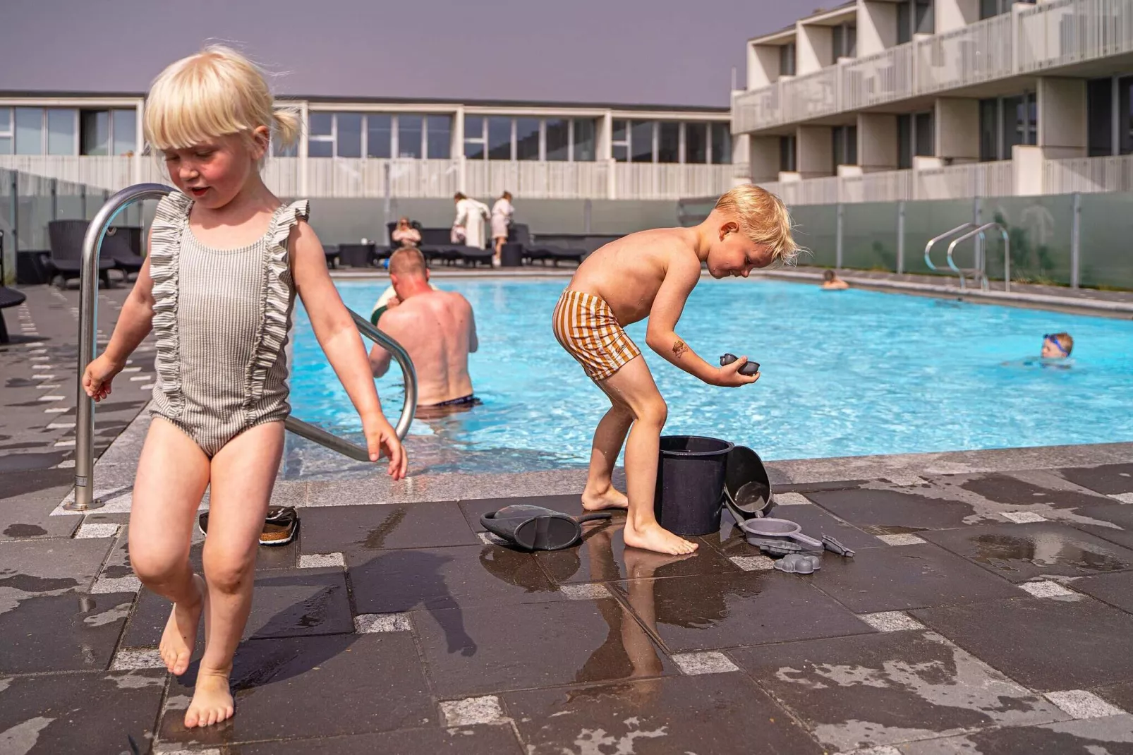 6 persoons vakantie huis op een vakantie park in Blokhus-Zwembad