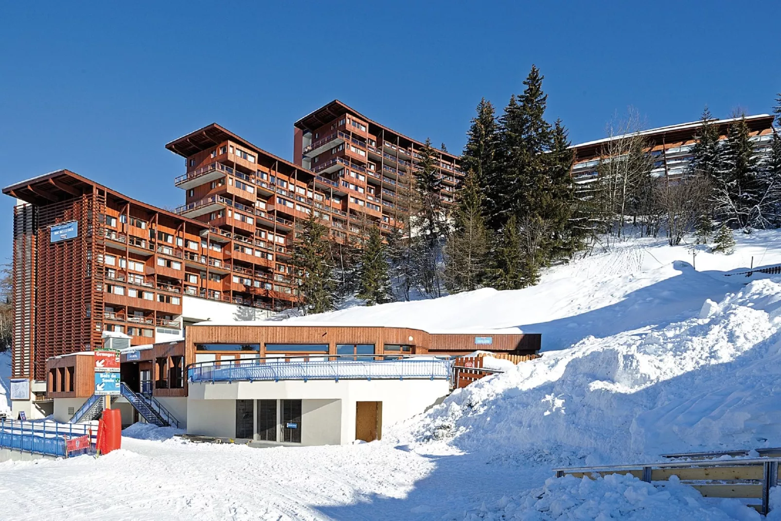 Residence Le Roc Belle Face 1-Exterieur winter