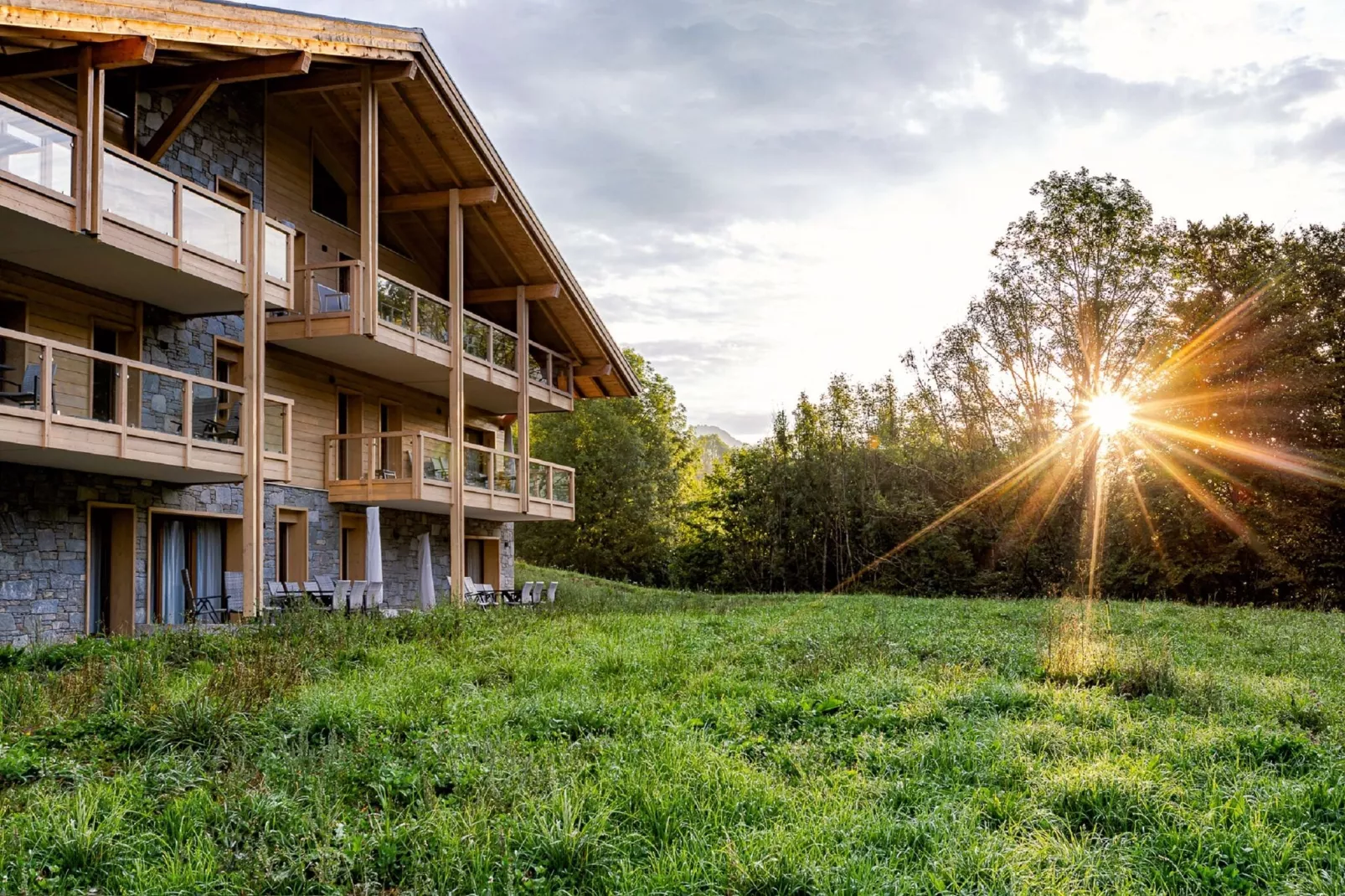 AlpChalets Portes du Soleil 1