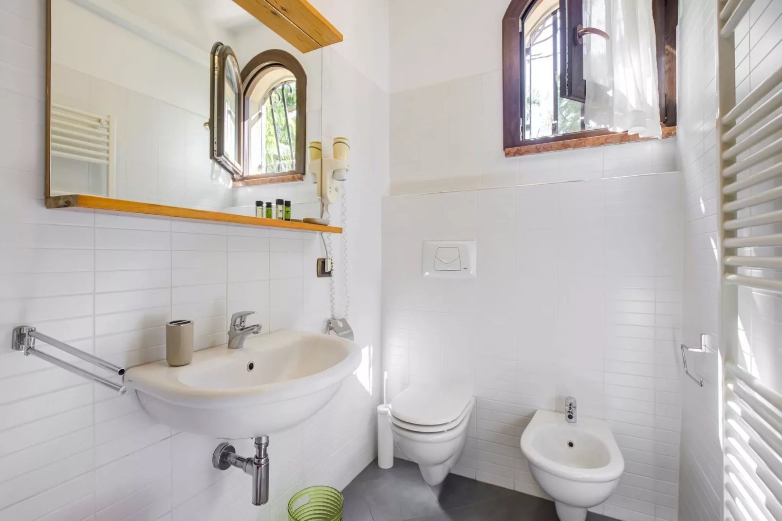 Jolly Bilo Inferiore-Badkamer