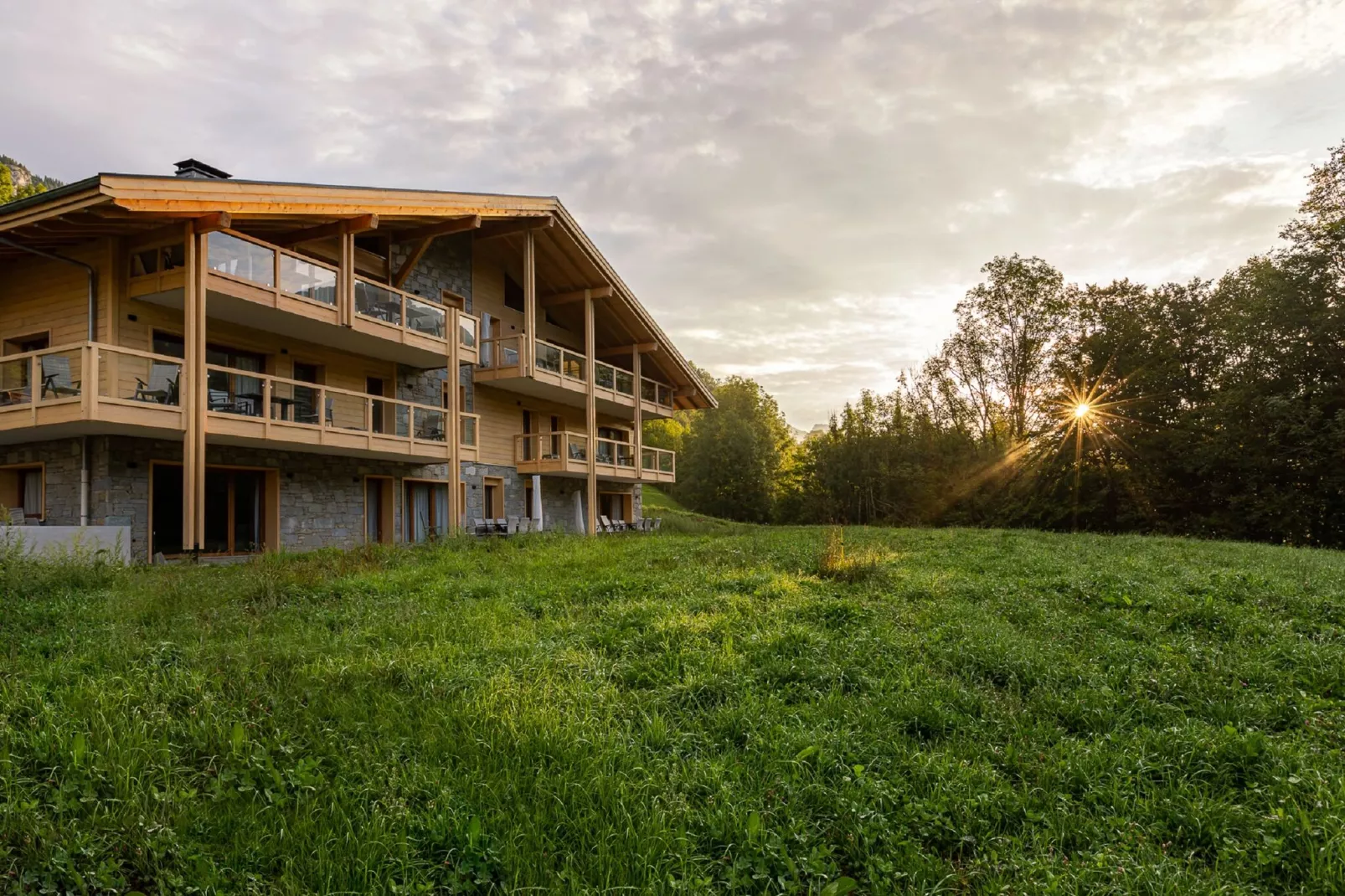 AlpChalets Portes du Soleil 1-Buitenkant zomer