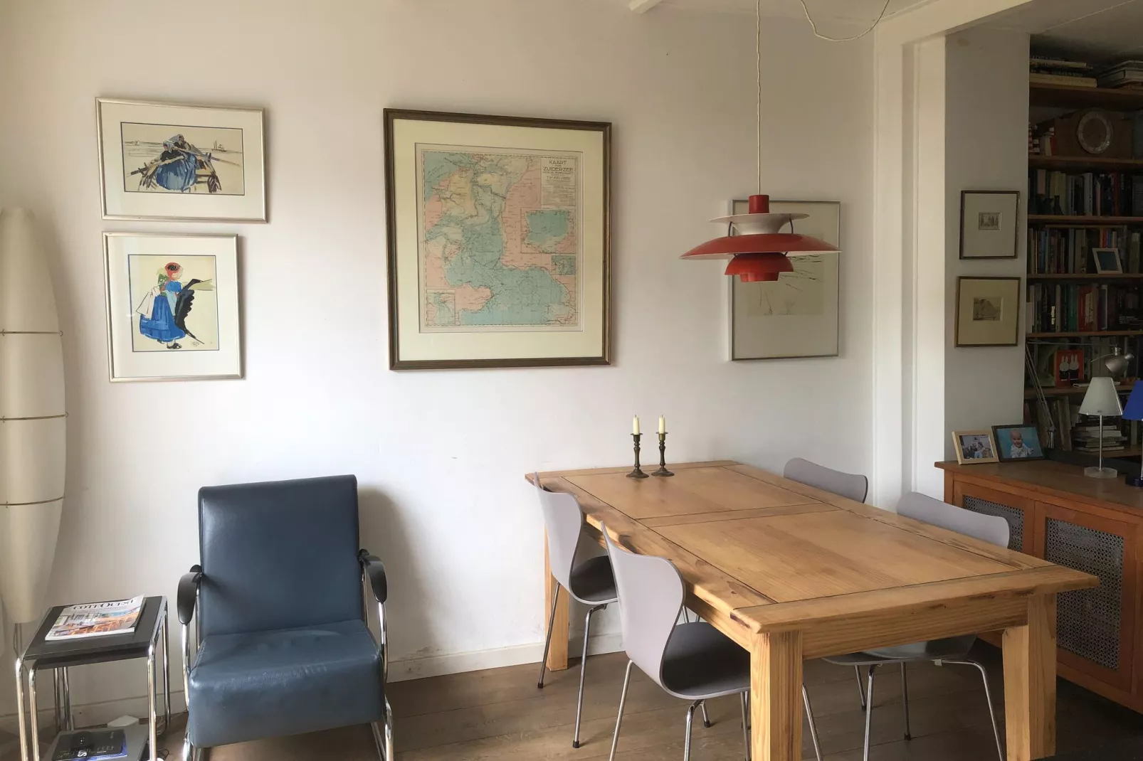 Sfeervol vakantiehuis in Edam met tuin-Eetkamer