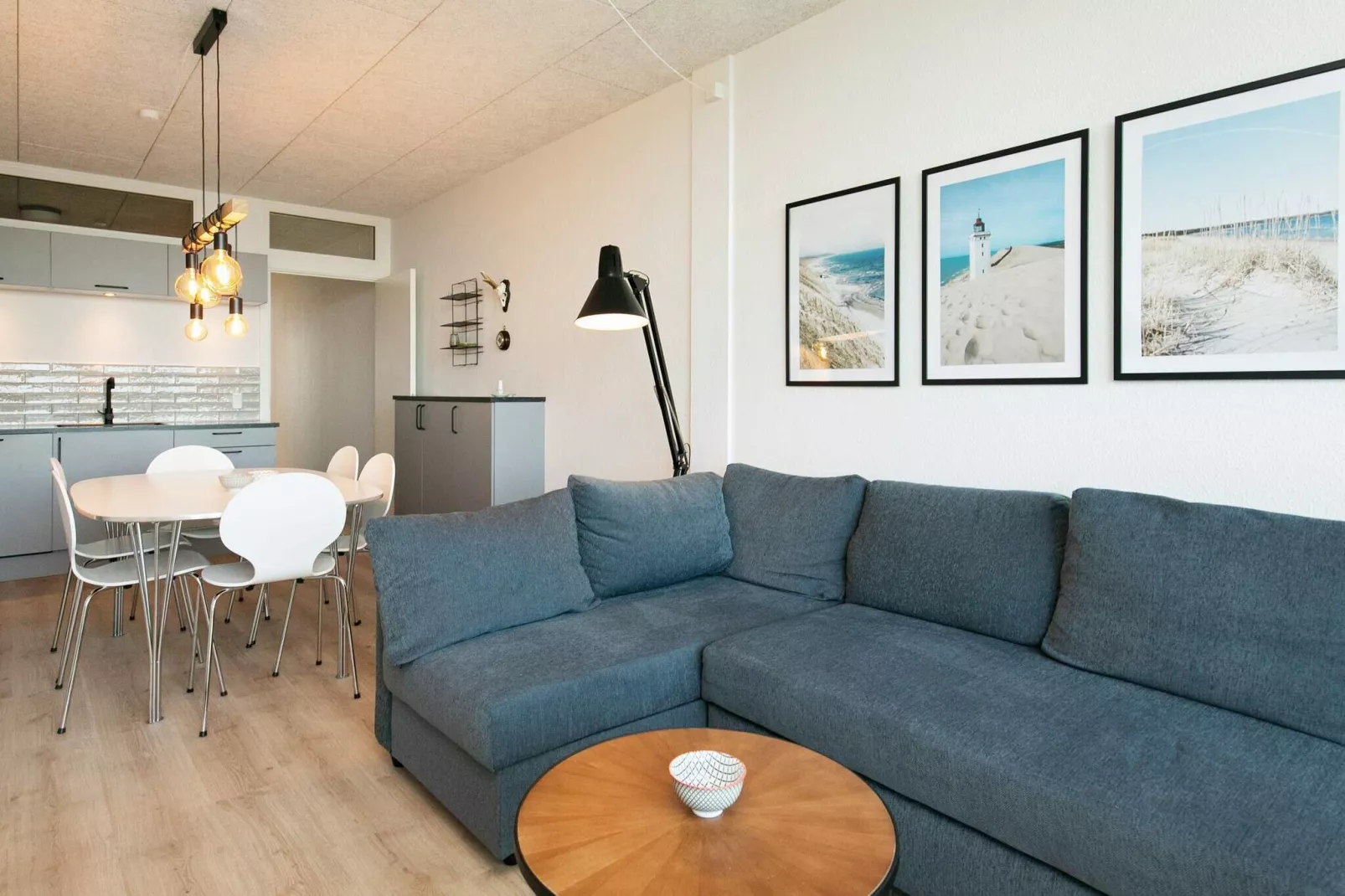 2 room renovated-Binnen