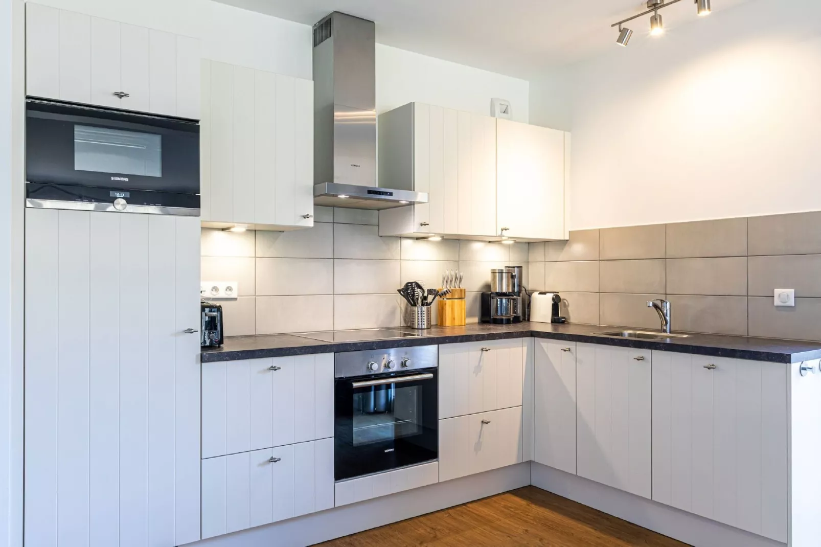 App. 8p.-Keuken