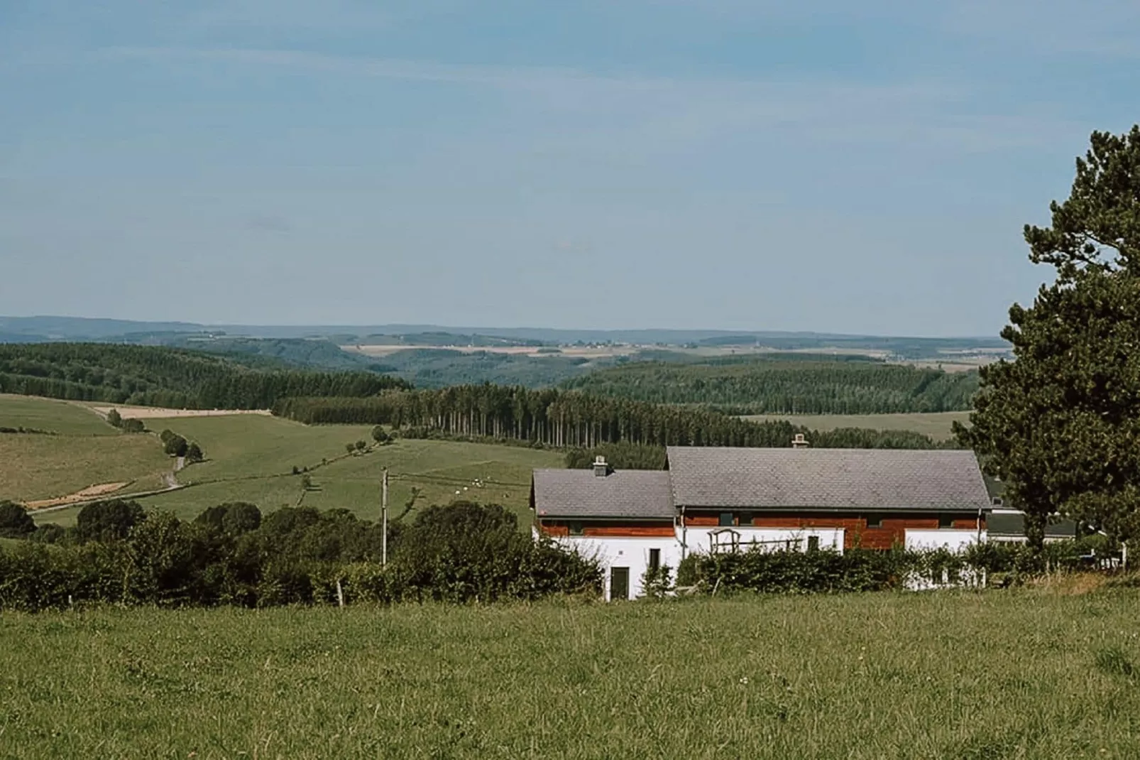 Le sommet de Mont-Buitenkant zomer