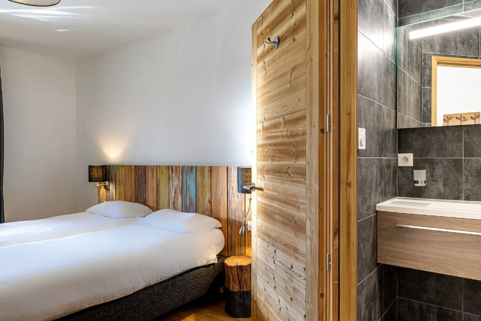 App. 8p. jacuzzi-Slaapkamer