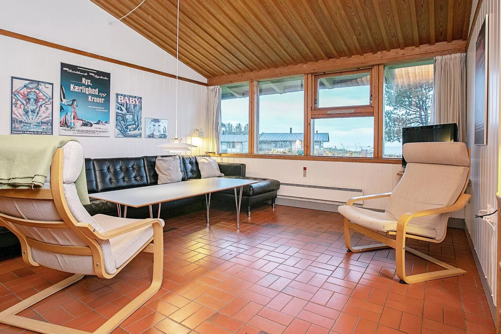 3 room,w/partially seaview-Binnen