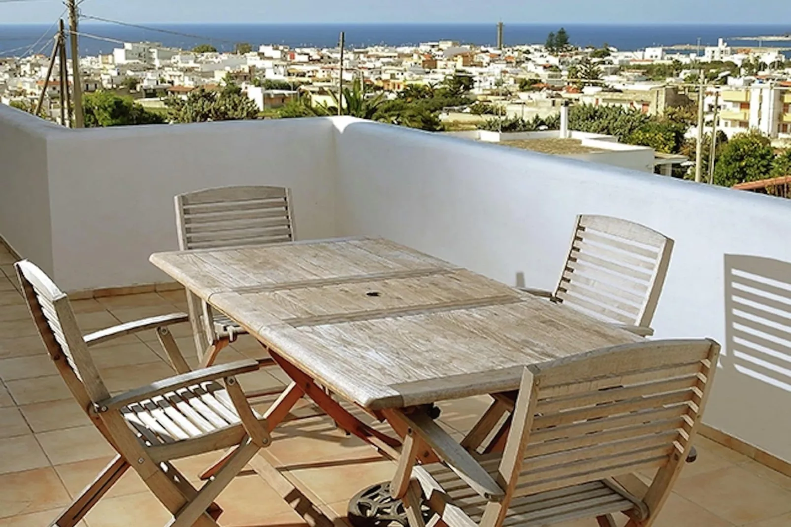 Quattro Colonne Uno con Piscina-Terrasbalkon