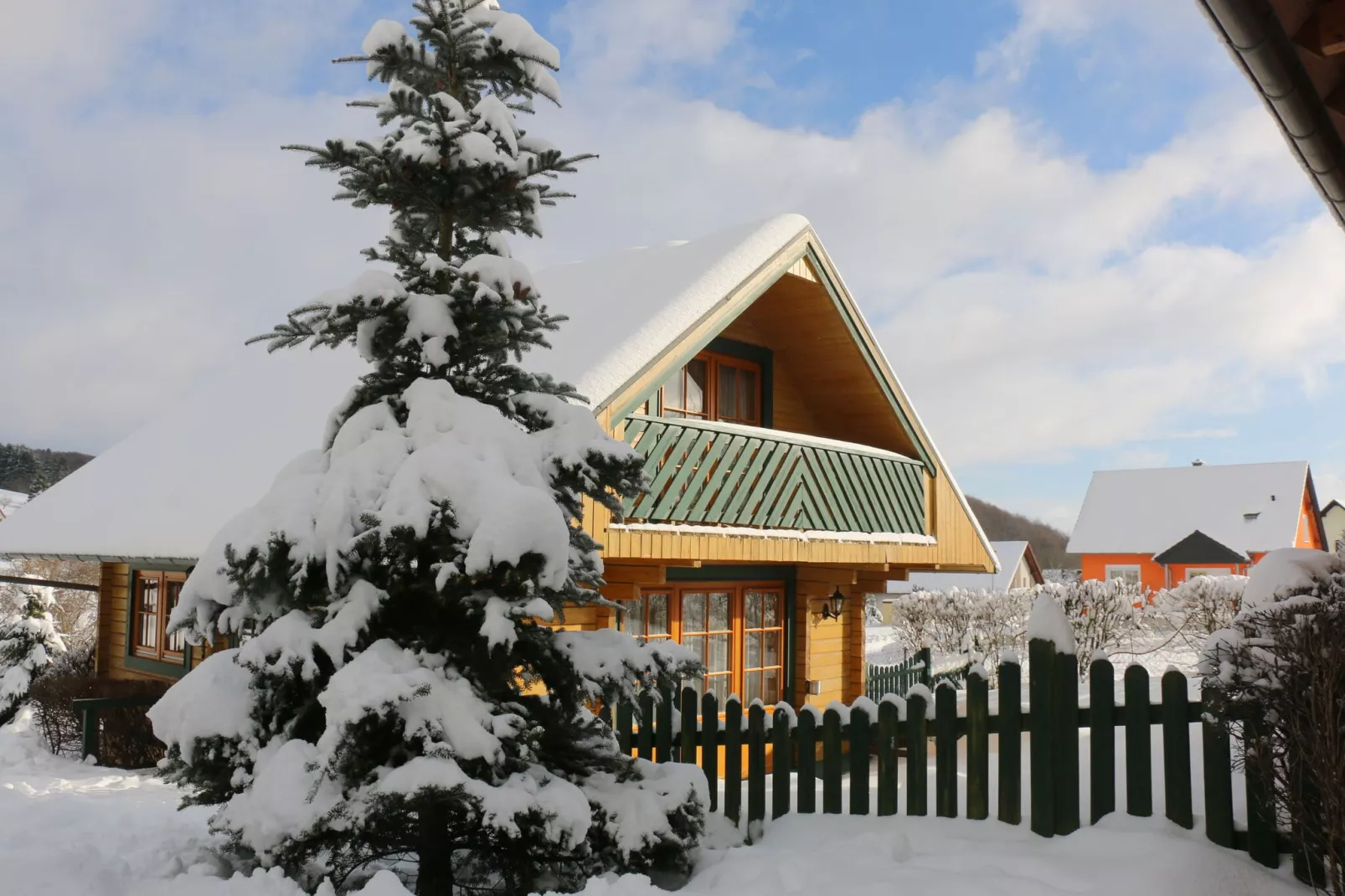 Blockhaus Nr 1 bis 2 Pers-Tuin winter