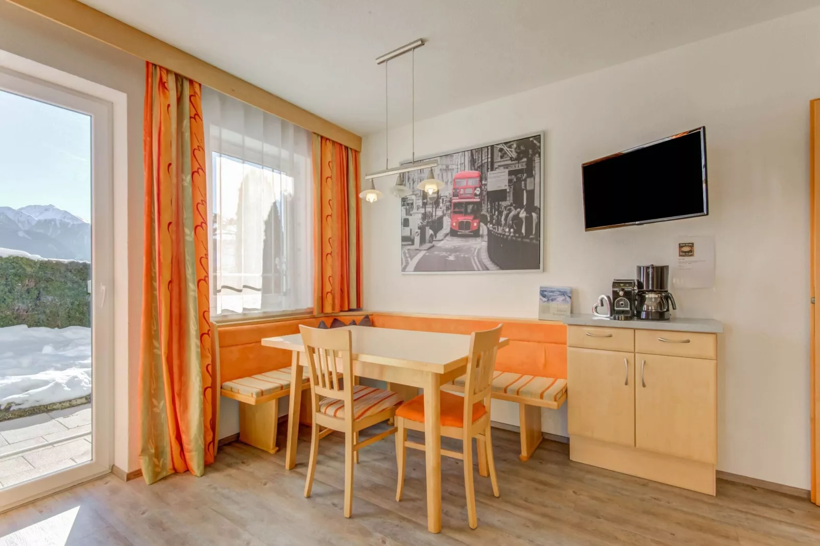 Appartment groß-Eetkamer