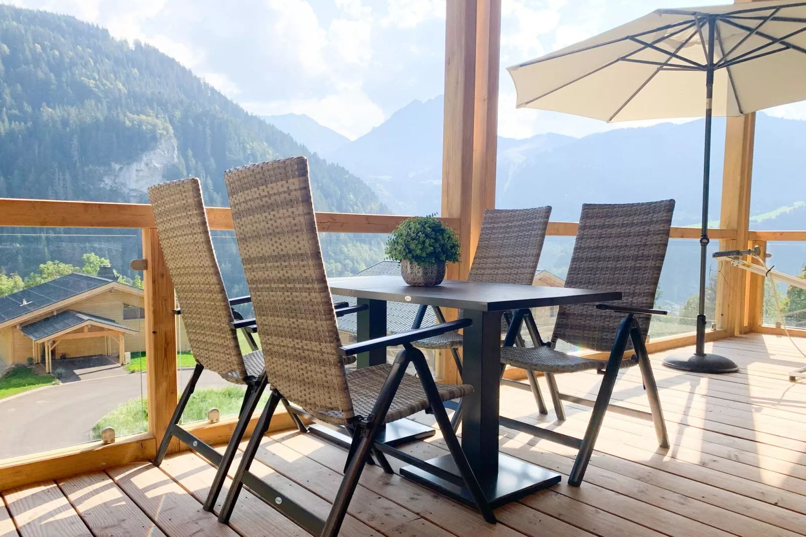 AlpChalets Portes du Soleil 10-Terrasbalkon