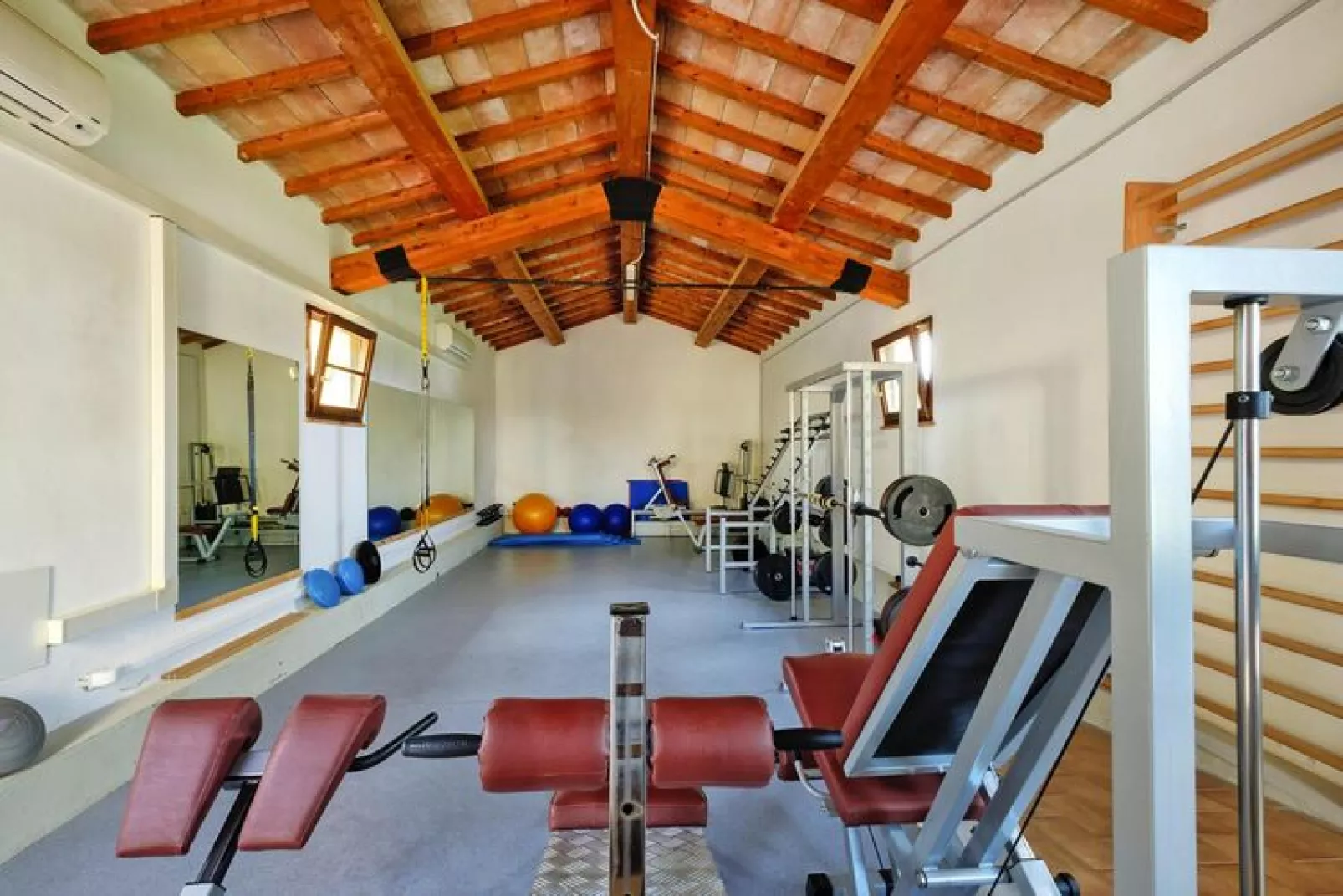 Ferienanlage Poggio all' Agnello Piombino Type Mono  Loft-Sportzaal