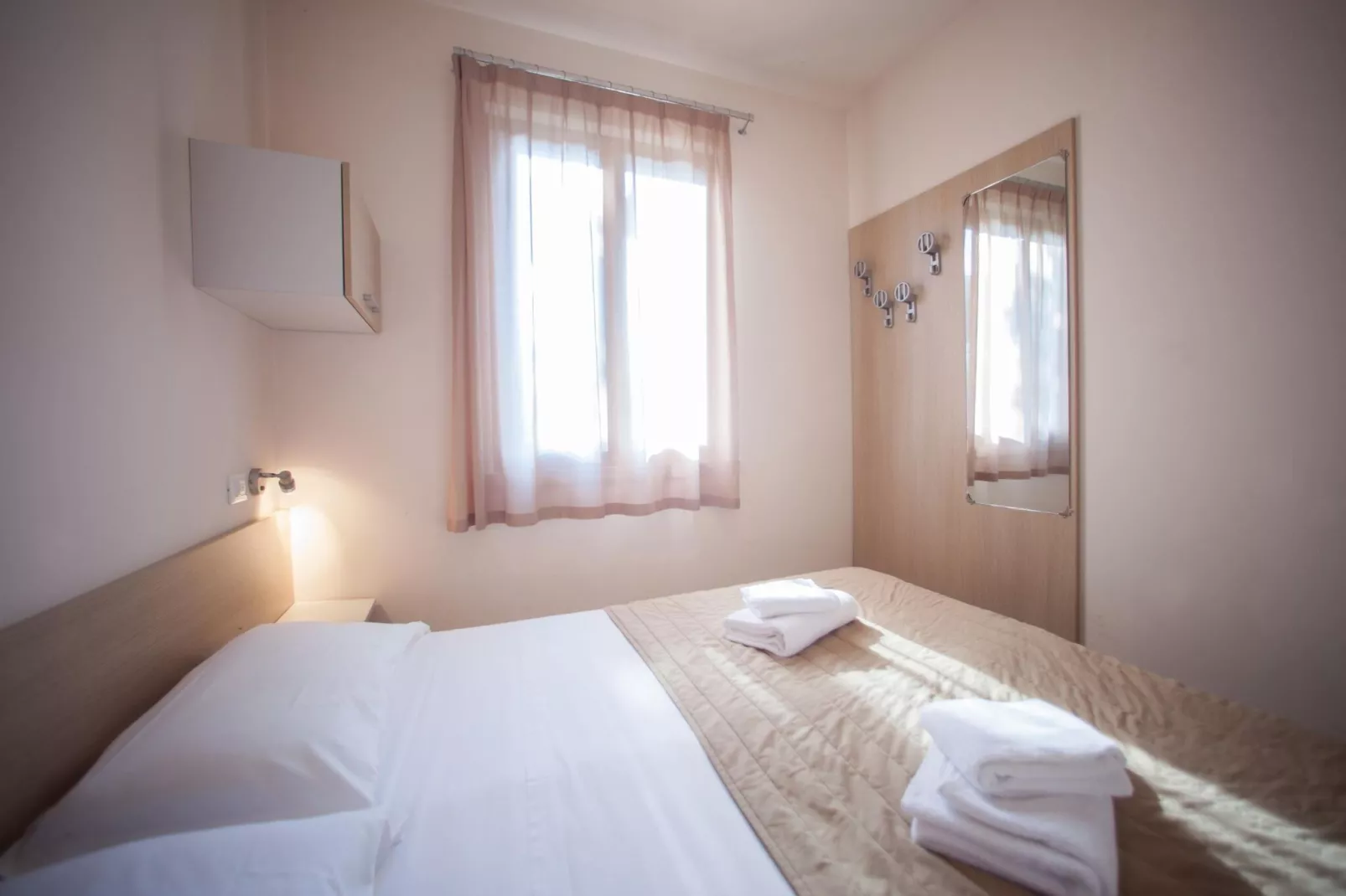 Residence The Garda Village Sirmione - 2023 bilo comfort - 2024 bungalow-Slaapkamer