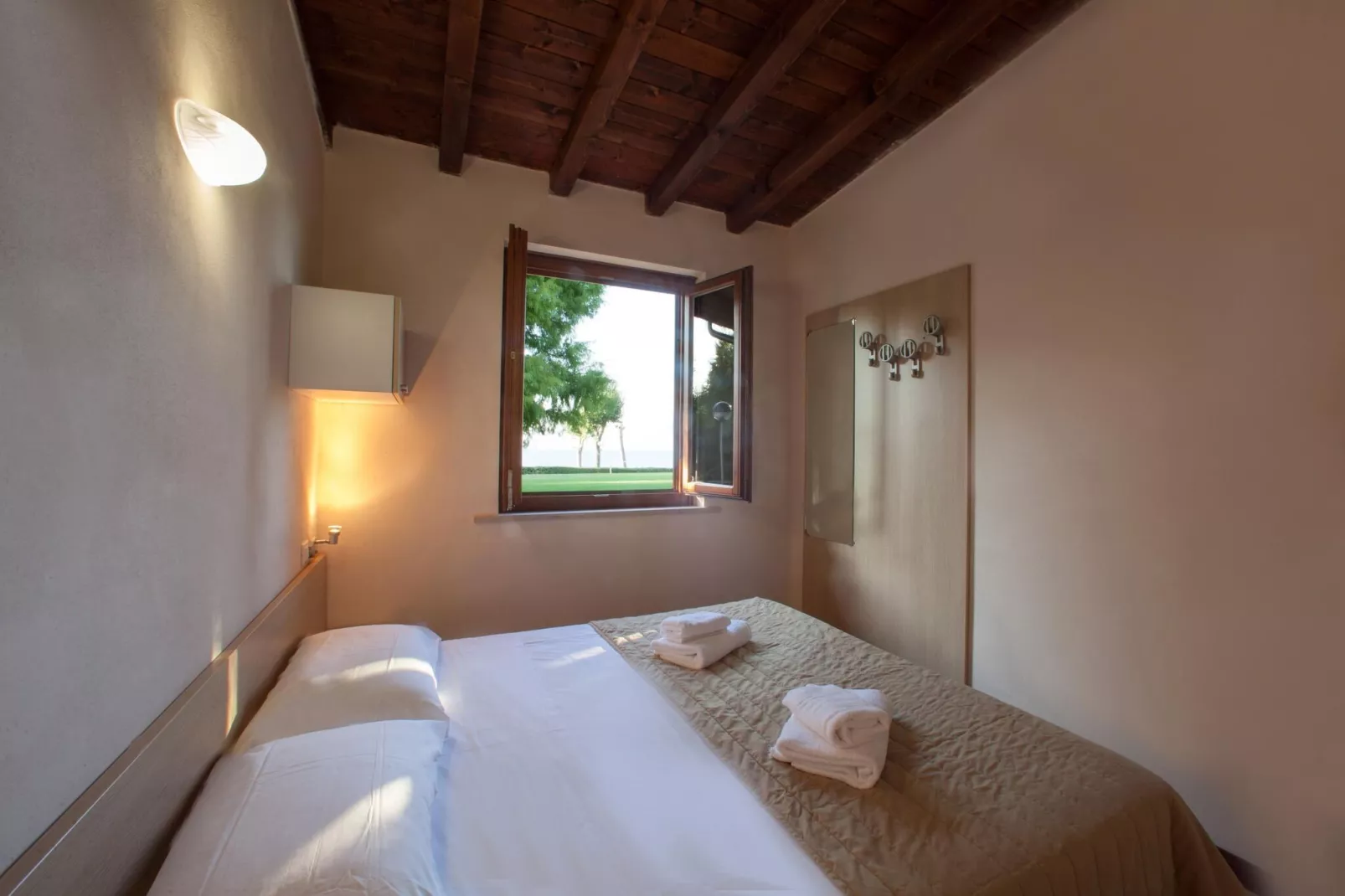 Residence The Garda Village, Sirmione-trilo comfort-Slaapkamer