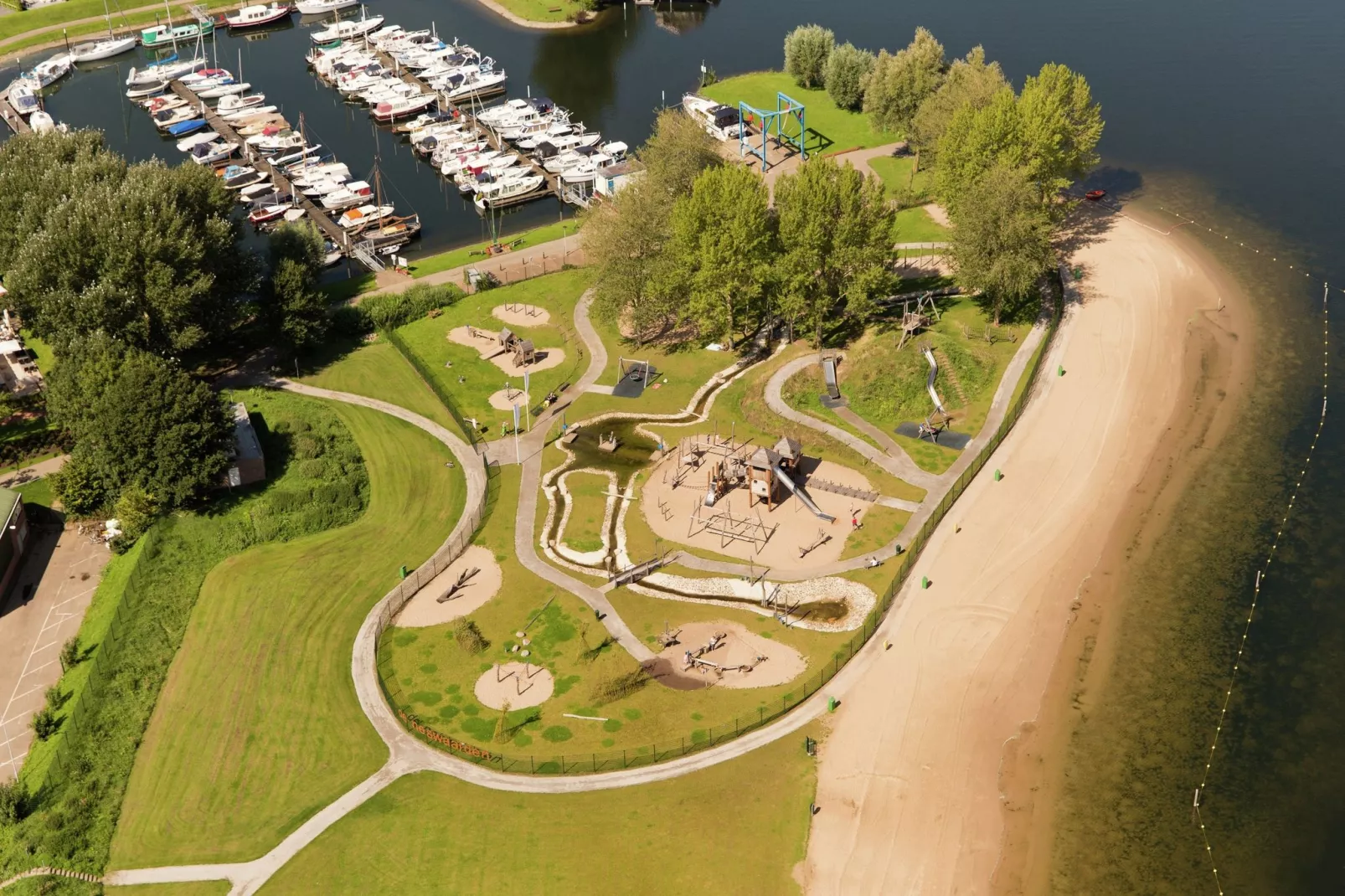 Recreatiepark Het Esmeer 6-Gebieden zomer 1km
