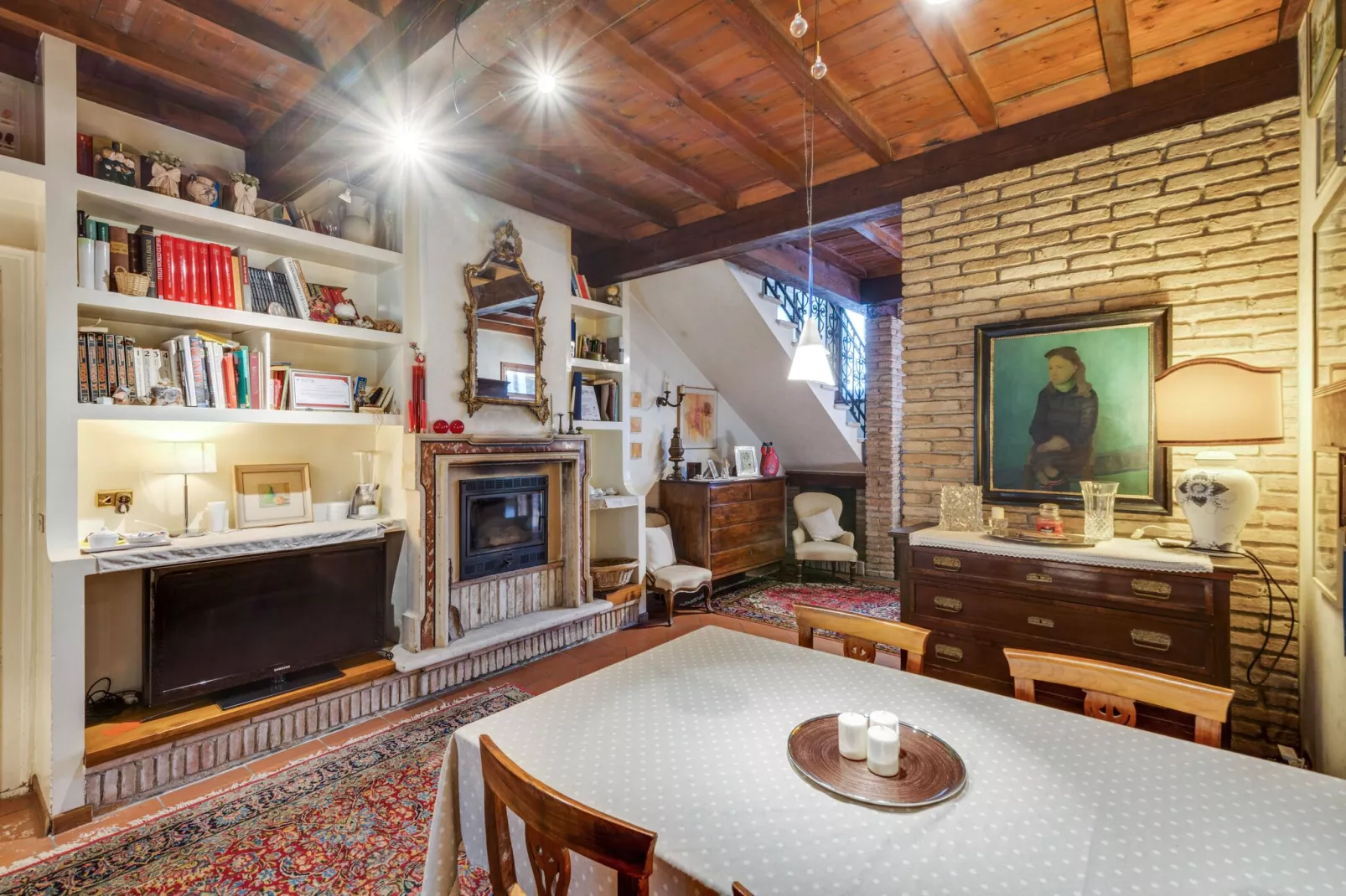 Casa Vacanze situata tra Mantova Verona e il Lago di Garda - Il Trigolo-Woonkamer