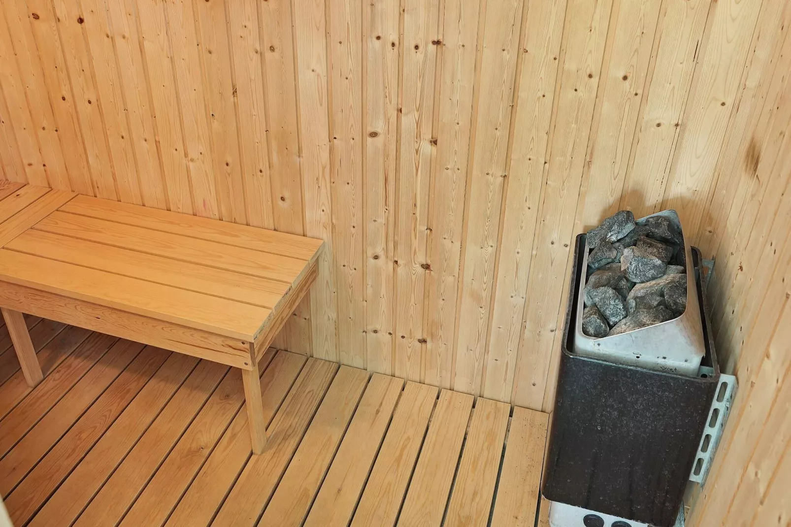 12 persoons vakantie huis in Aakirkeby-Sauna