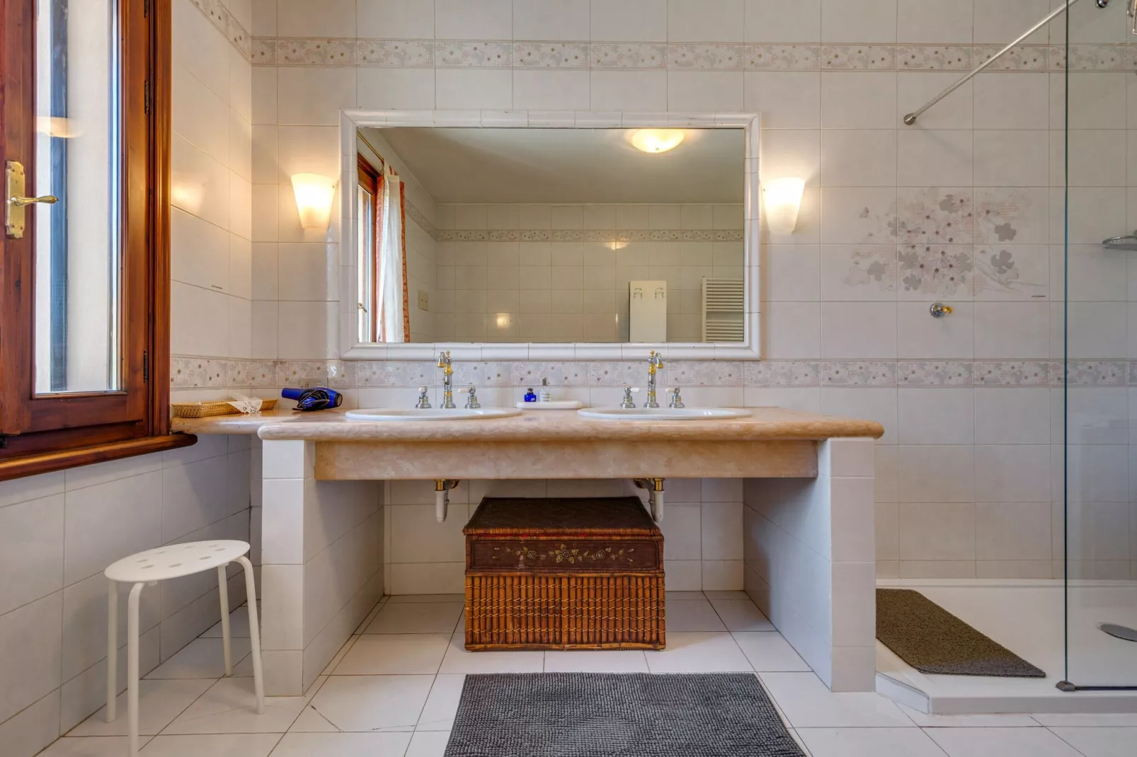Casa Vacanze situata tra Mantova Verona e il Lago di Garda - Il Trigolo-Badkamer