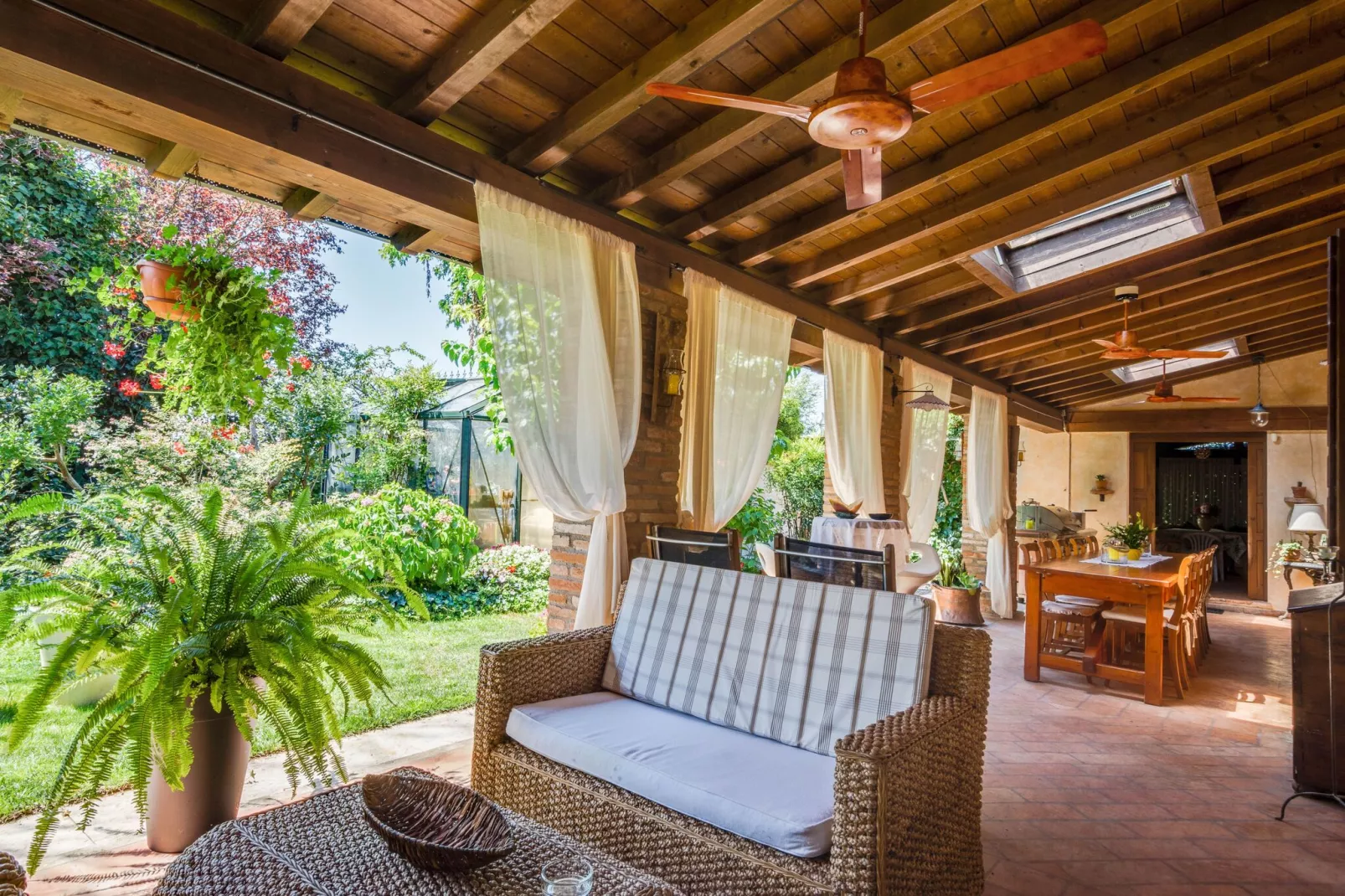 Casa Vacanze situata tra Mantova Verona e il Lago di Garda - Il Trigolo-Terrasbalkon