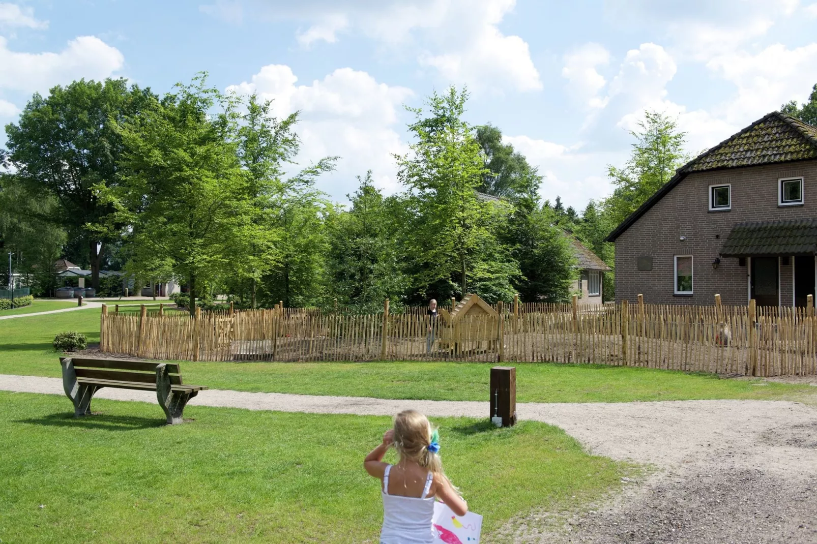 Vakantiepark Sandberghe 1-Tuinen zomer