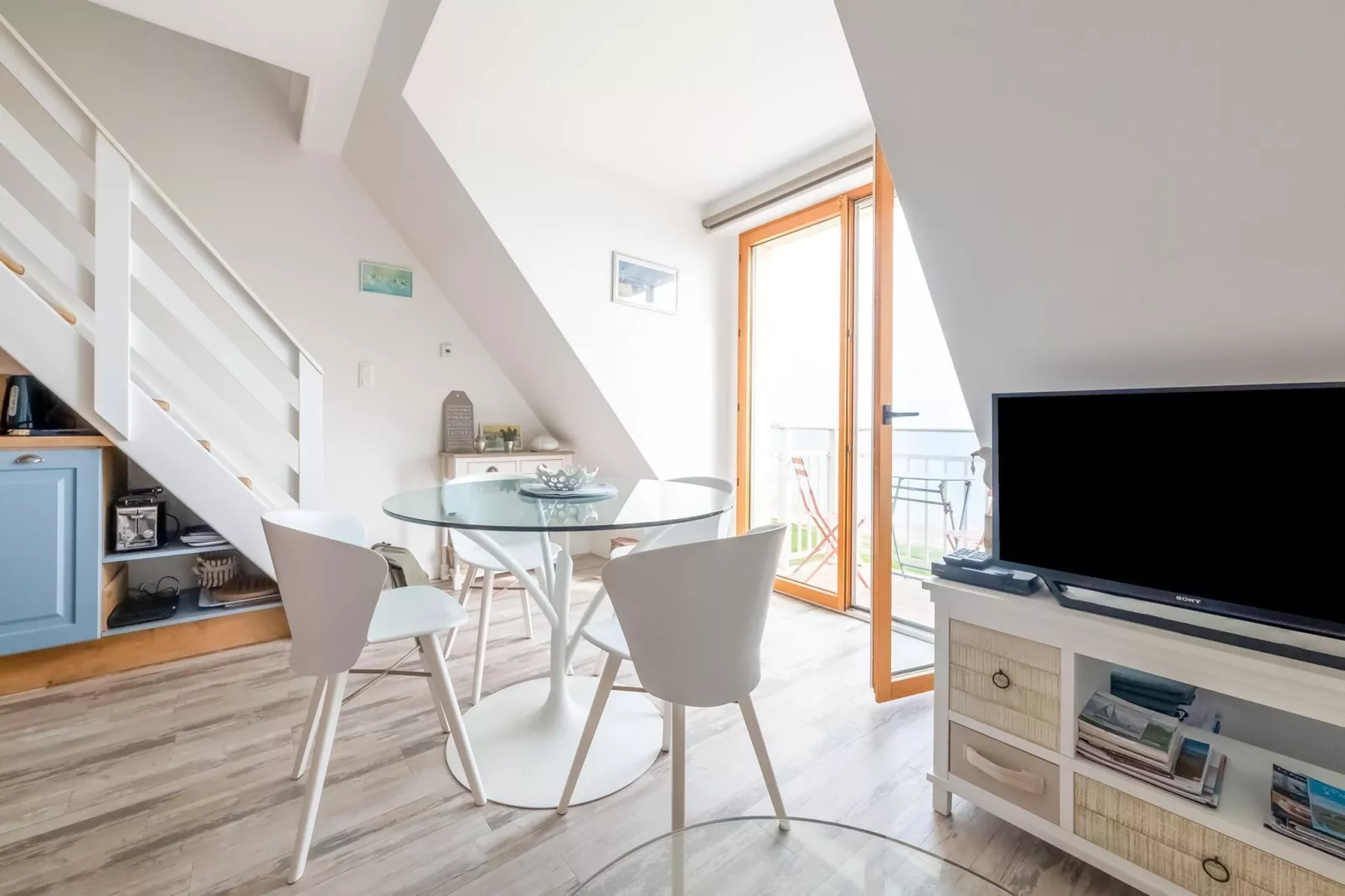 APPARTEMENT DUPLEX CHEZ LAURETTE-Woonkamer