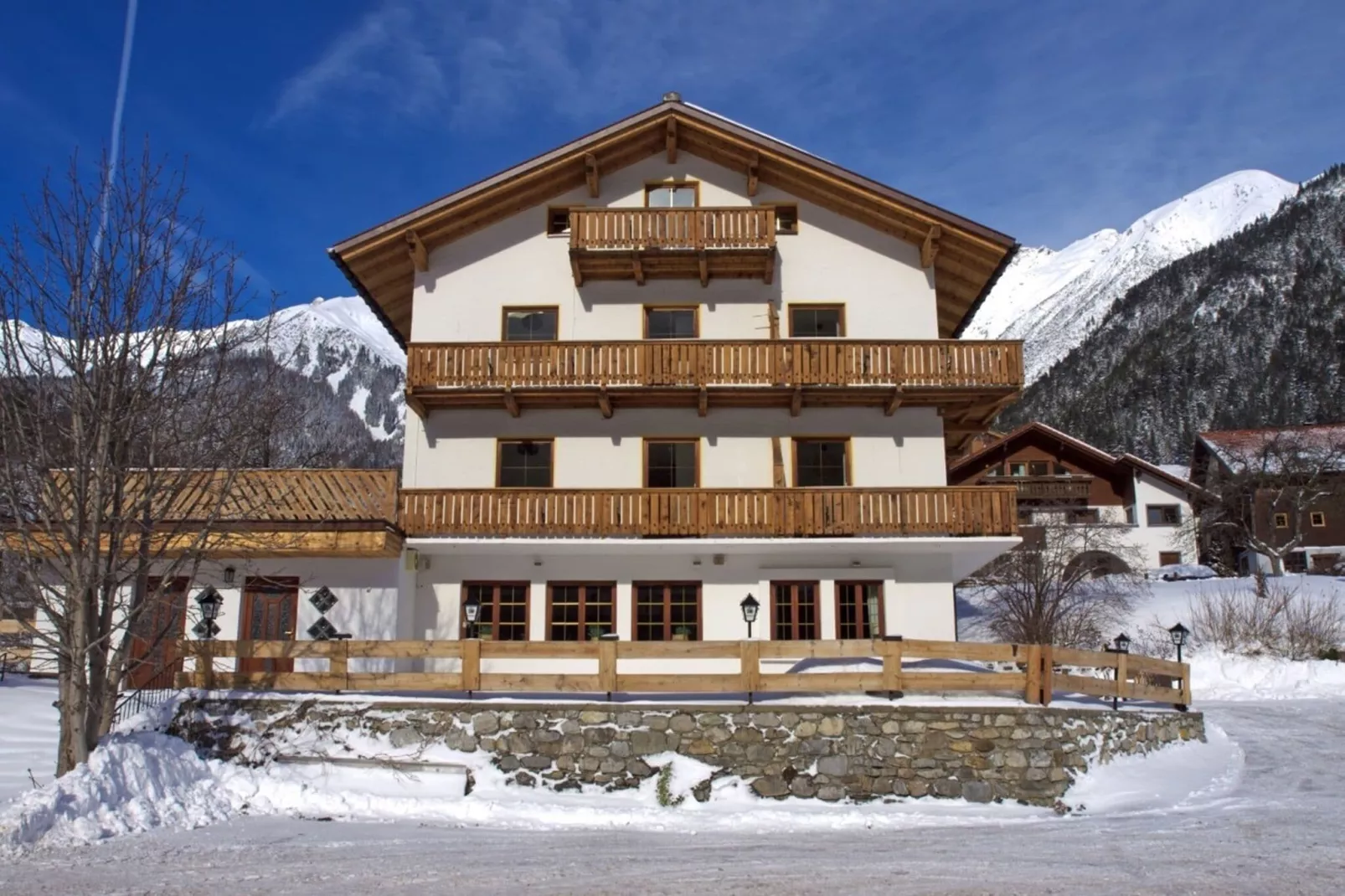 Haus Arlberg XL-Exterieur winter