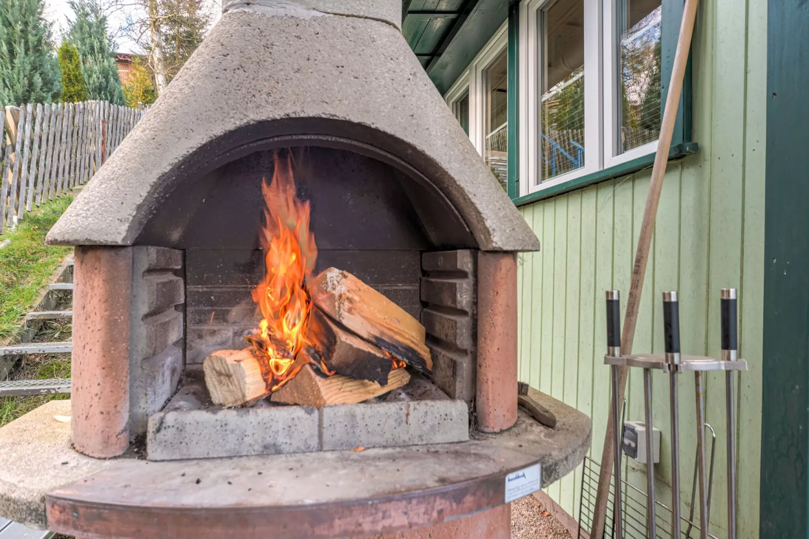 Vakantiehuis met terras naast het bos