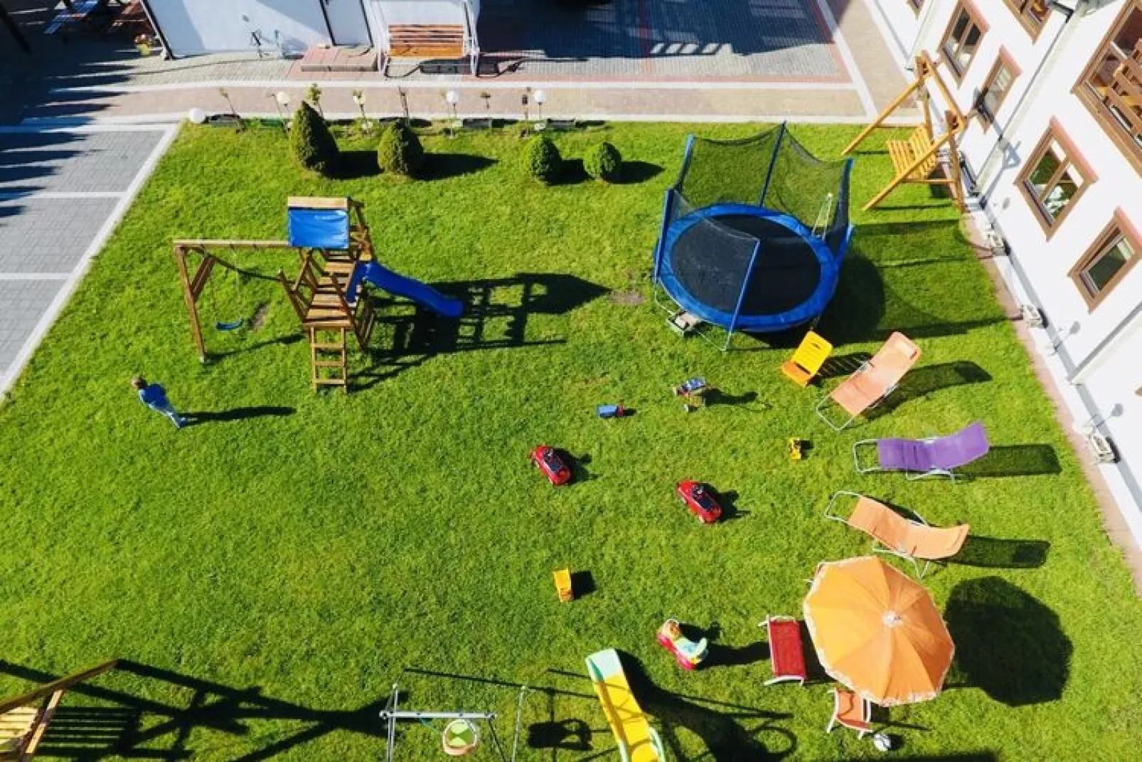 Domy wakacyjne przy Namiotowej Grzybowo-Tuinen zomer