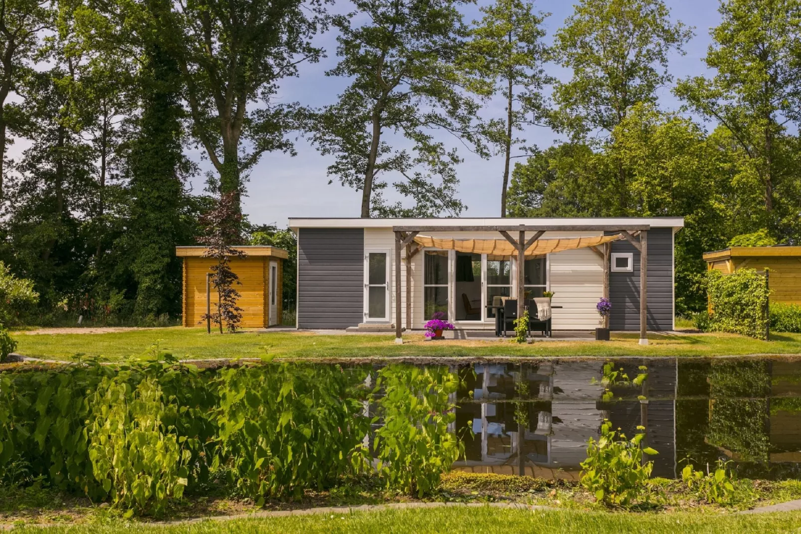 Vakantiepark De Lochemse Berg 2-Uitzicht zomer