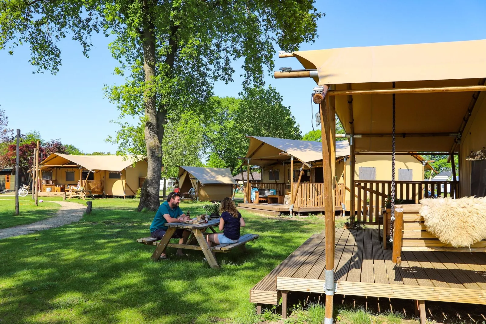 Vakantiepark Sandberghe 9-Tuinen zomer