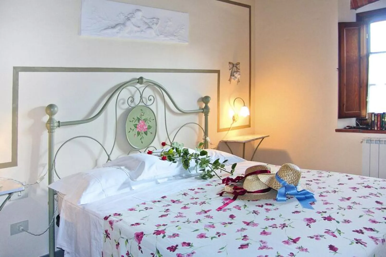 Agri-tourism Poggio al Sole Vinci Type Violetta-Gelsomino-Slaapkamer